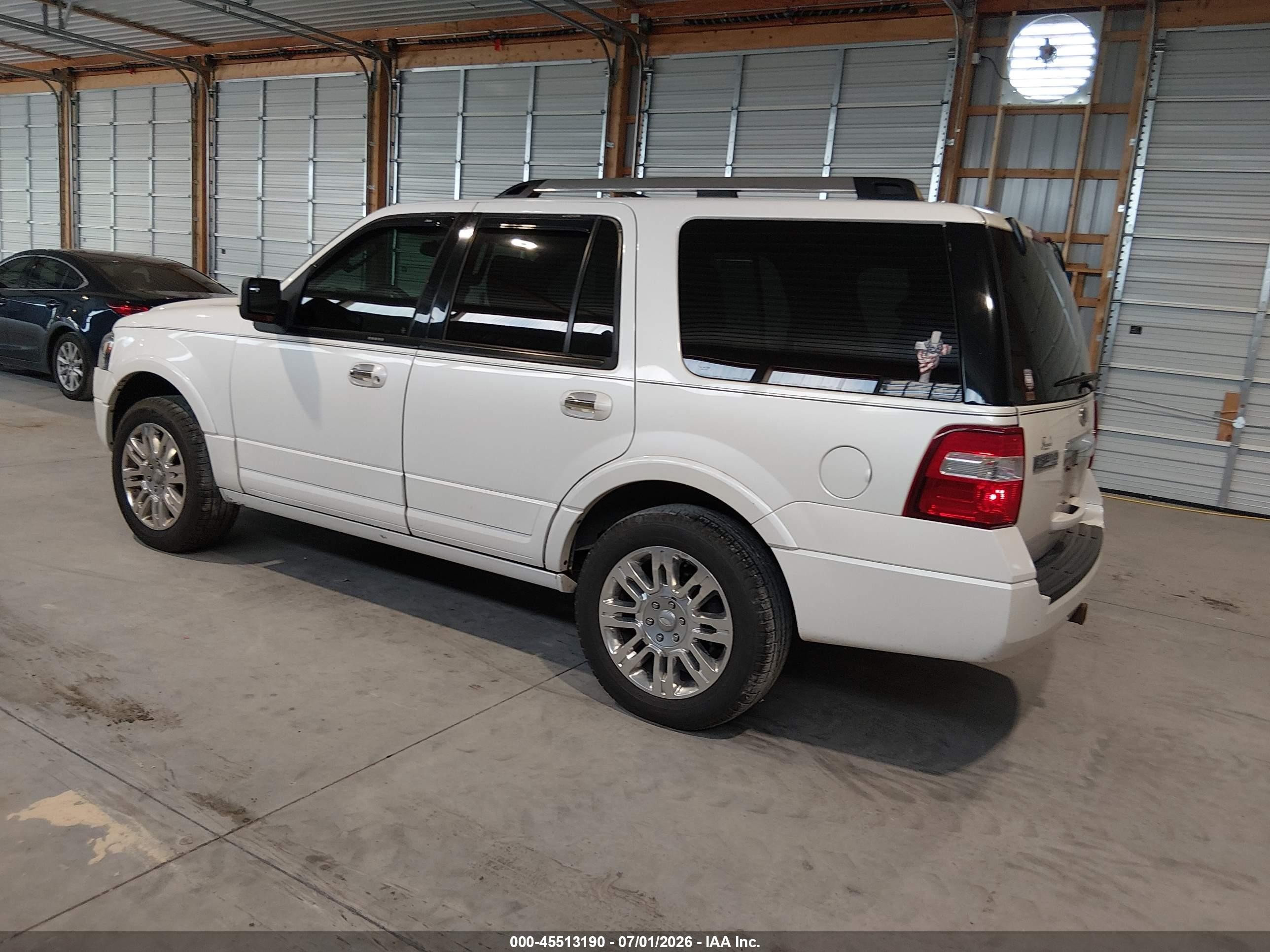 2012 Ford Expedition Limited White vin: 1FMJU2A51CEF53127