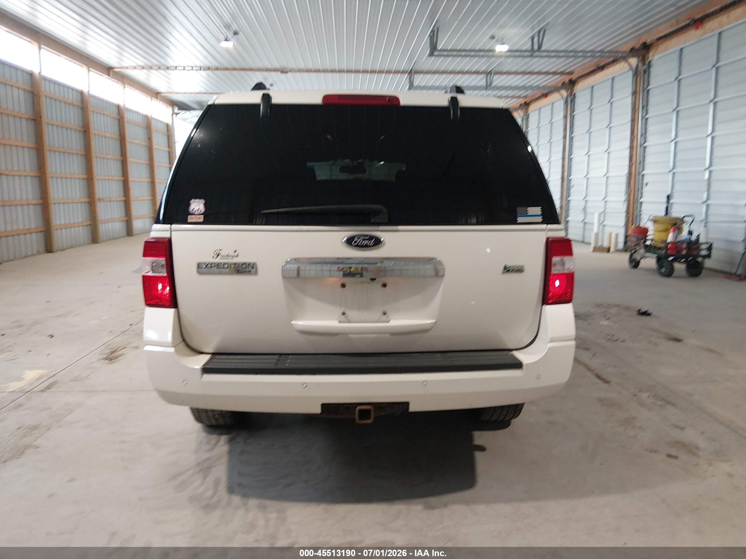 2012 Ford Expedition Limited White vin: 1FMJU2A51CEF53127