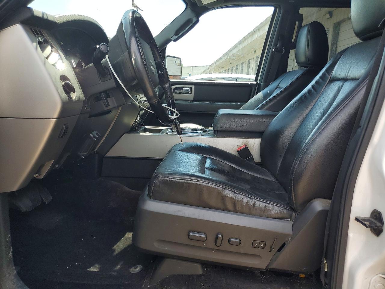 2013 Ford Expedition Limited White vin: 1FMJU2A52DEF36466
