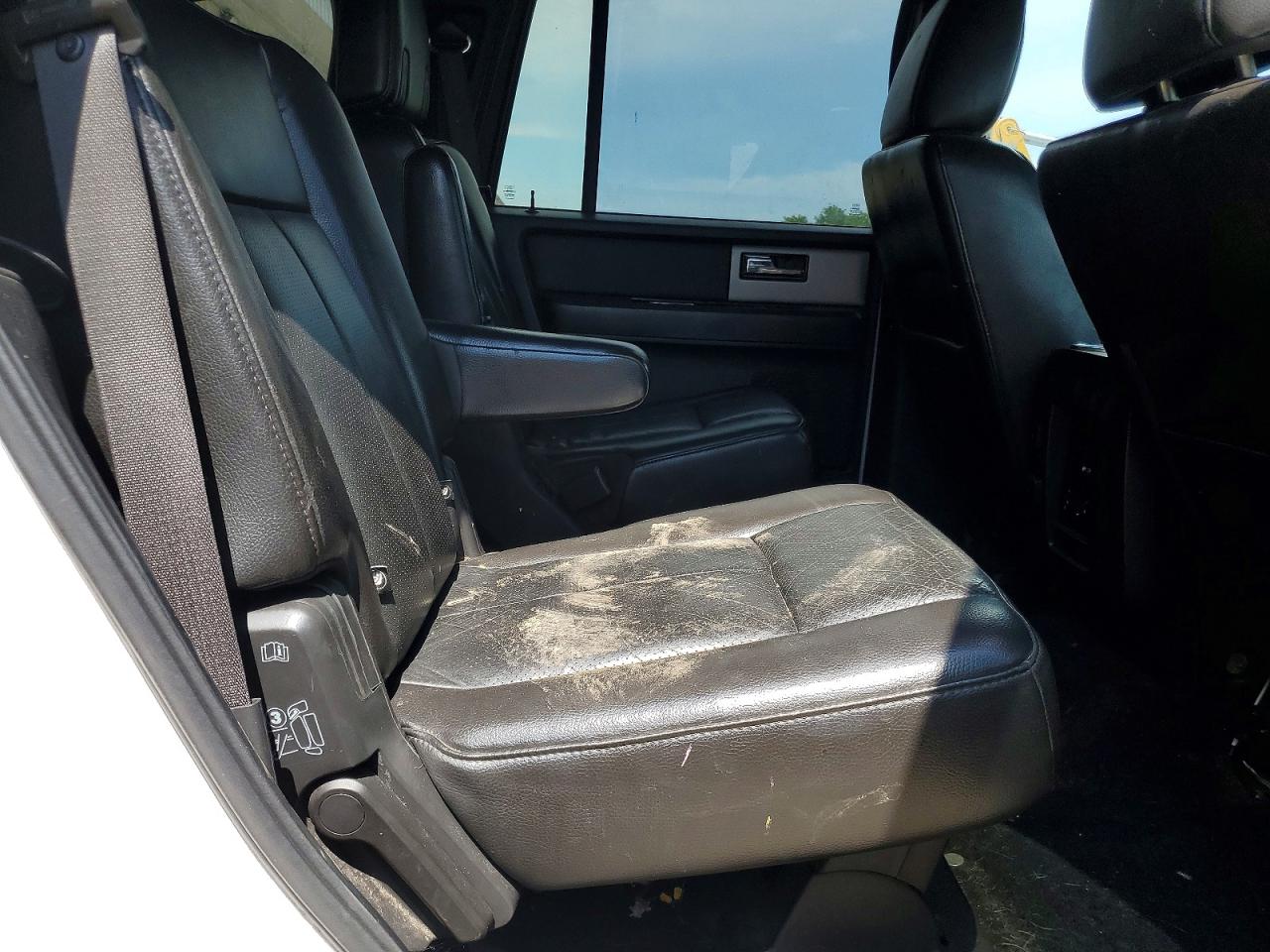 2013 Ford Expedition Limited White vin: 1FMJU2A52DEF36466