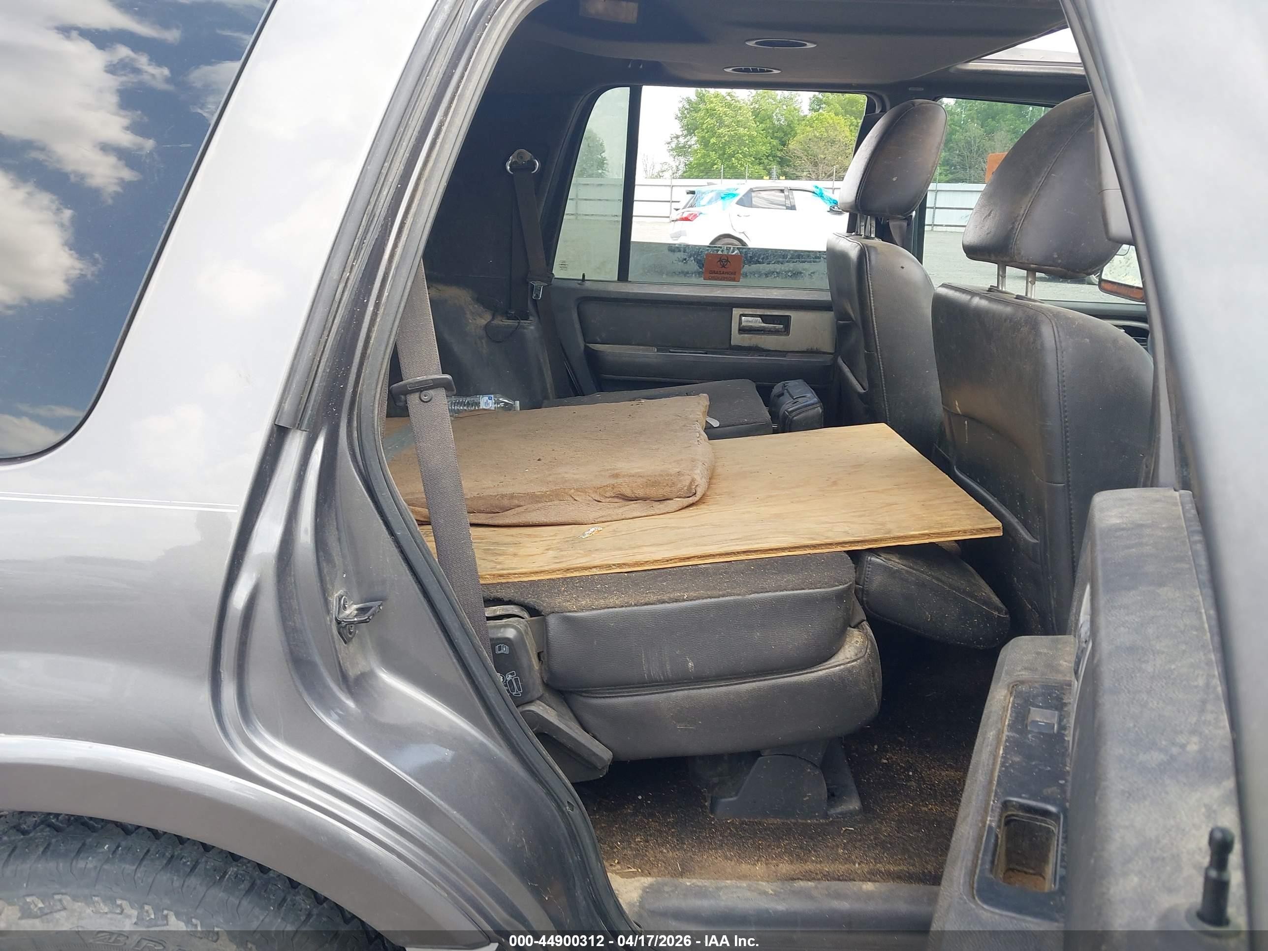 2013 Ford Expedition Limited Gray vin: 1FMJU2A52DEF57088