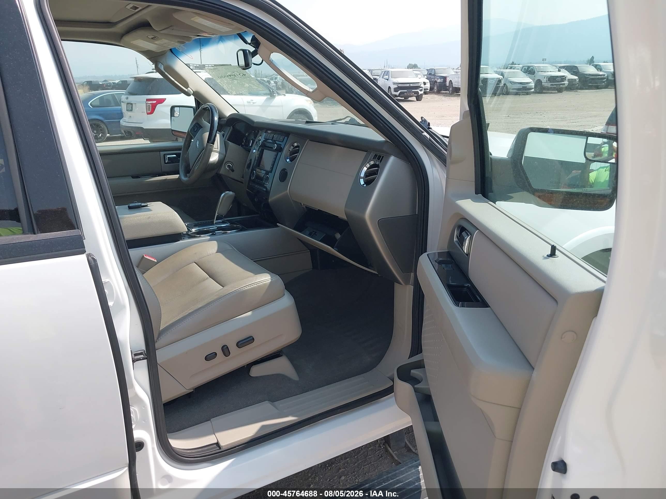 2013 Ford Expedition Limited Белый vin: 1FMJU2A52DEF60072