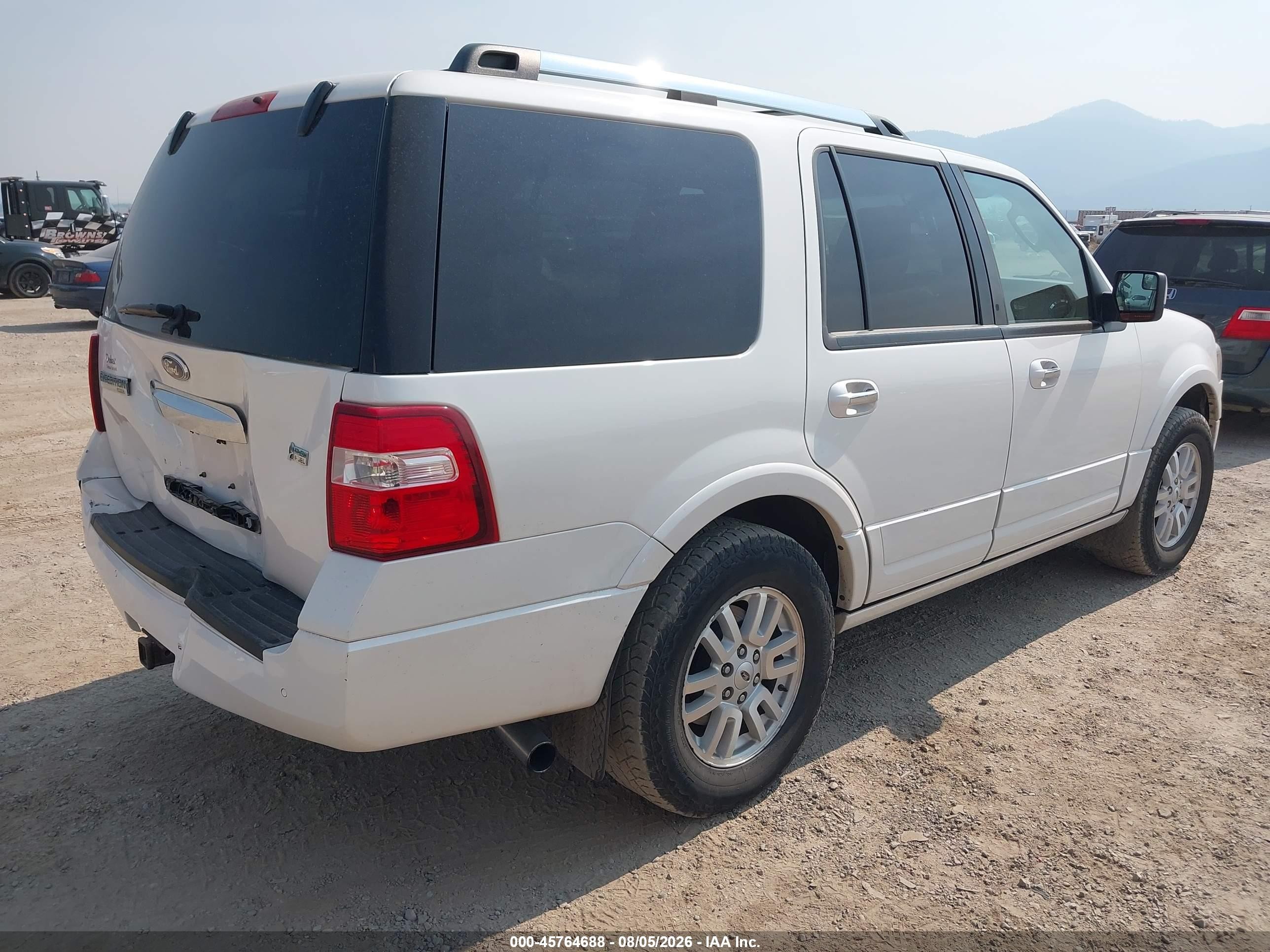 2013 Ford Expedition Limited Белый vin: 1FMJU2A52DEF60072