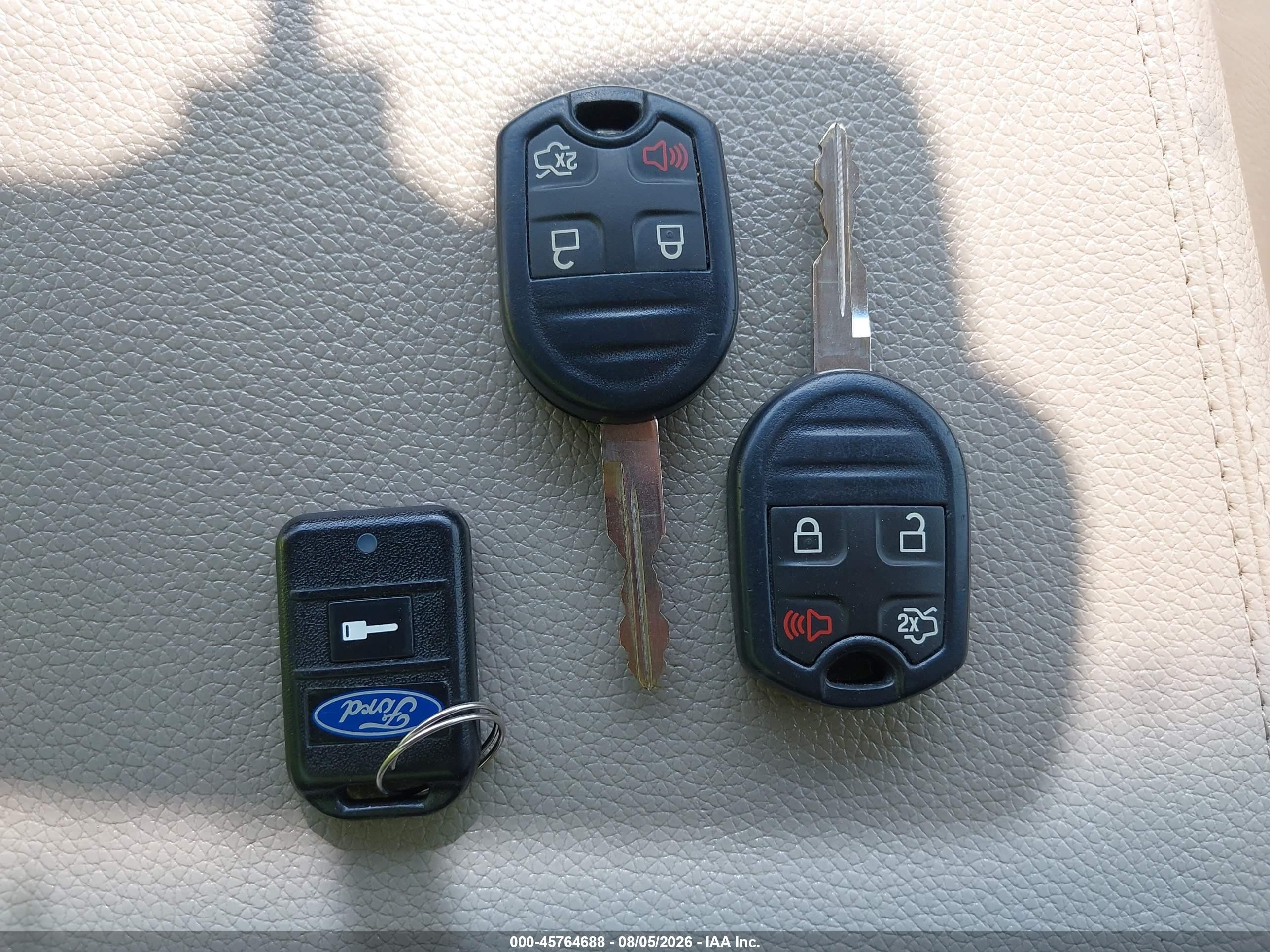 2013 Ford Expedition Limited Белый vin: 1FMJU2A52DEF60072