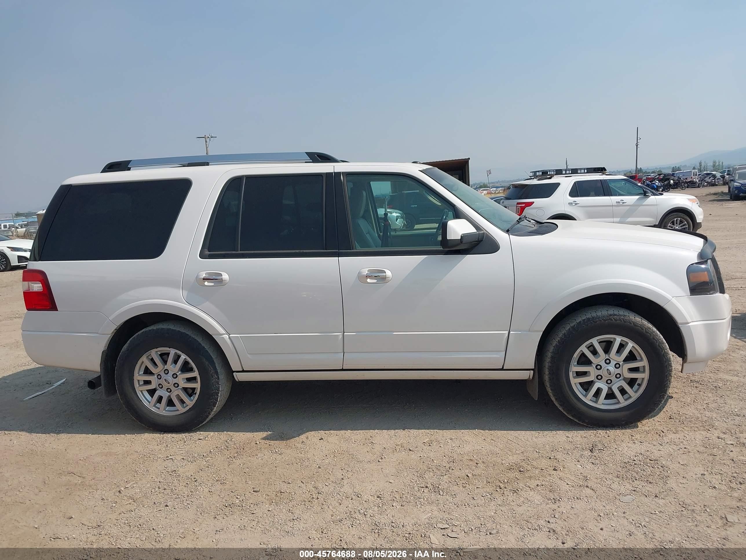 2013 Ford Expedition Limited Белый vin: 1FMJU2A52DEF60072