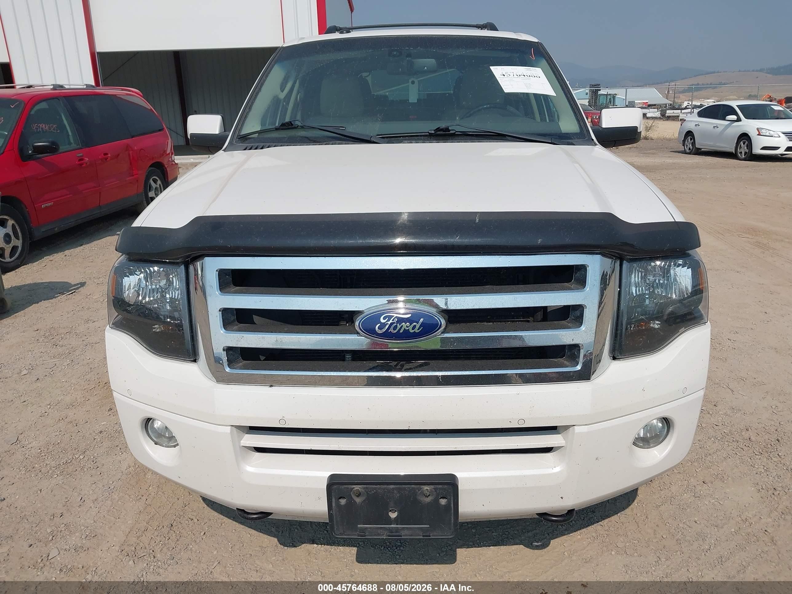 2013 Ford Expedition Limited Белый vin: 1FMJU2A52DEF60072