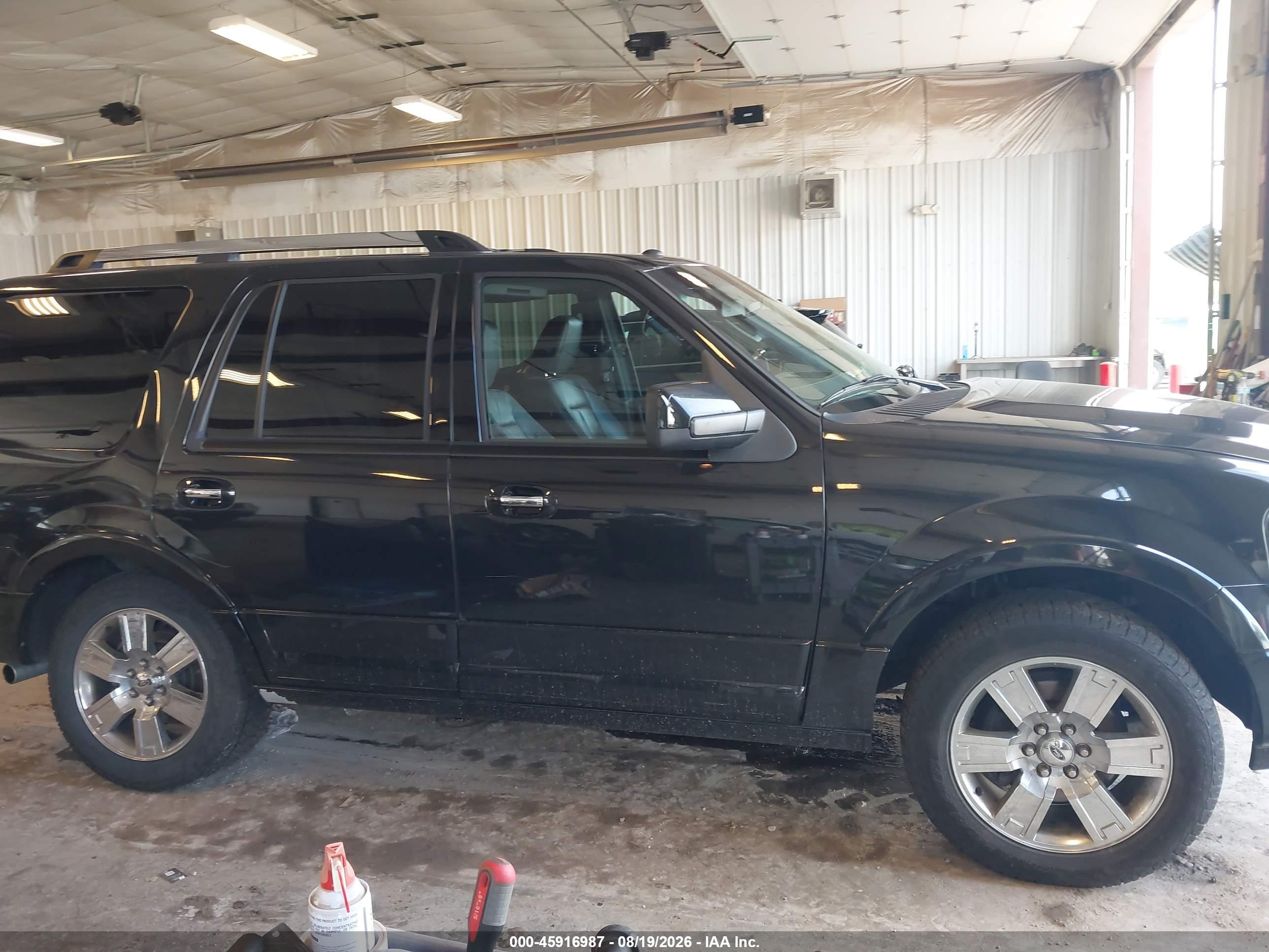 2010 Ford Expedition Limited Black vin: 1FMJU2A53AEB65720
