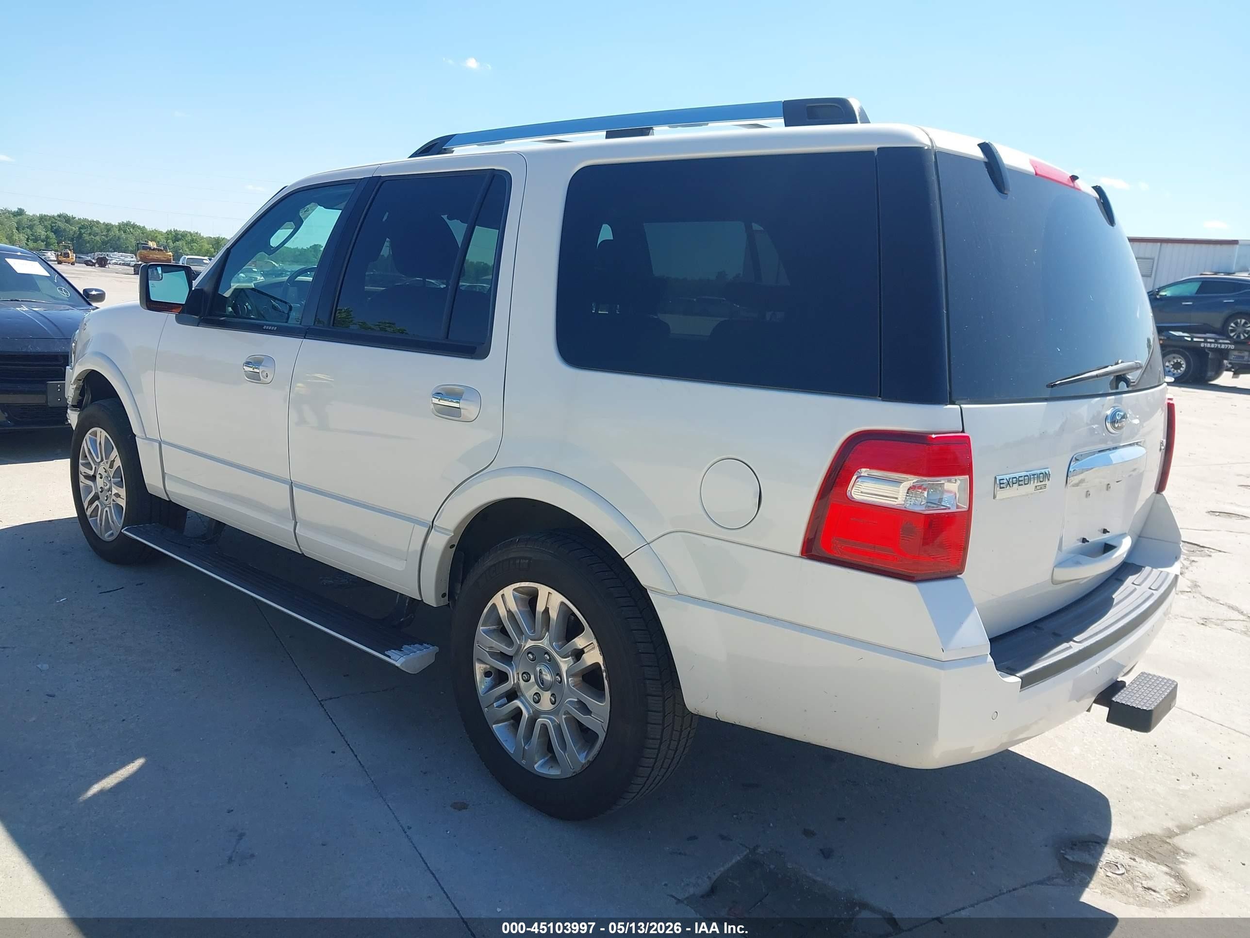 2012 Ford Expedition Limited White vin: 1FMJU2A53CEF45420