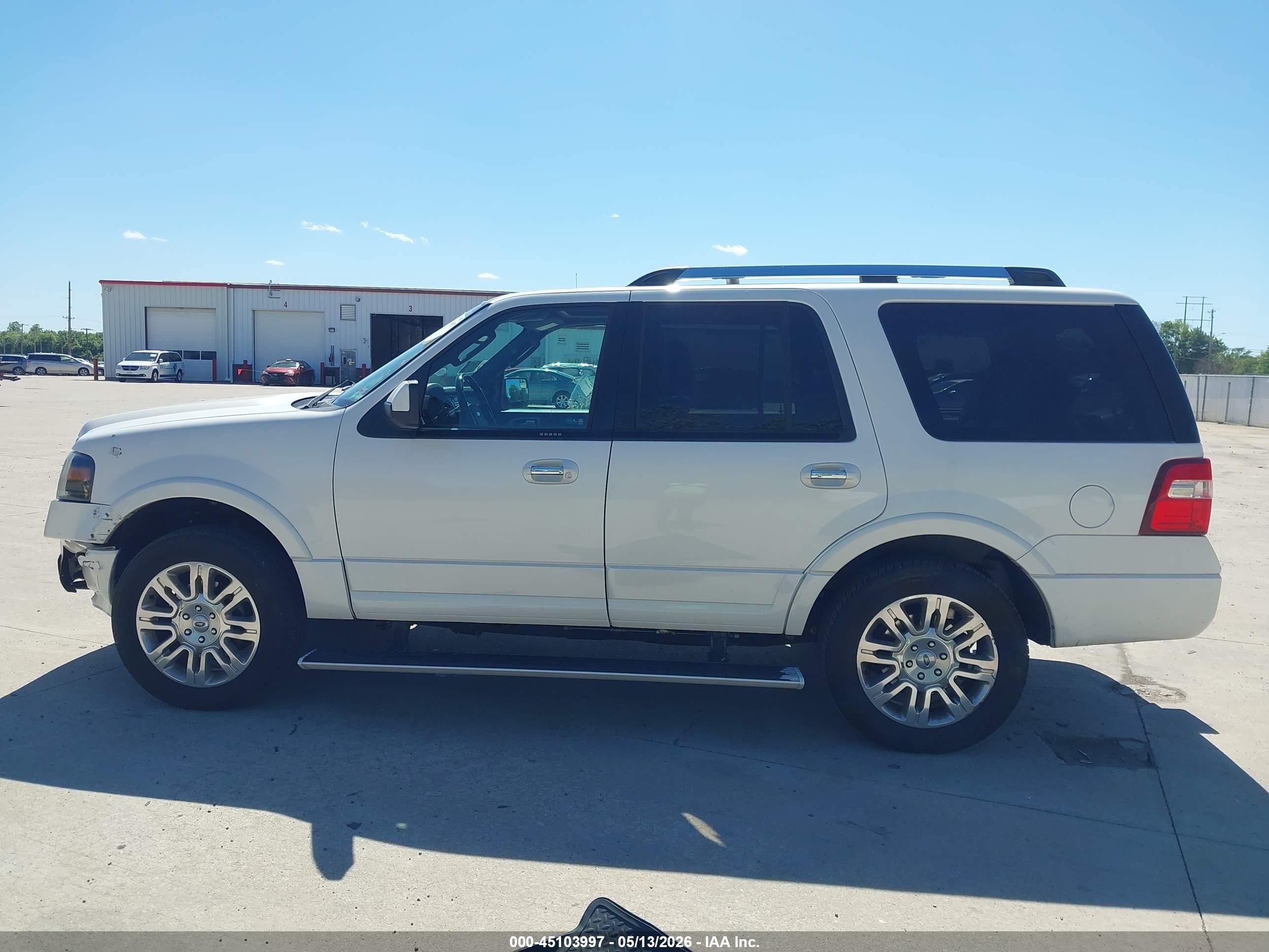 2012 Ford Expedition Limited White vin: 1FMJU2A53CEF45420