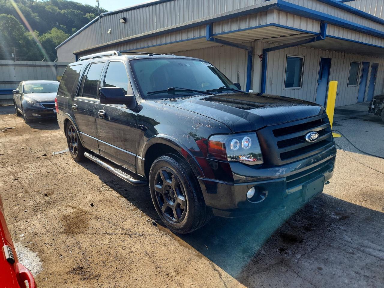 2013 Ford Expedition Limited Black vin: 1FMJU2A53DEF17862