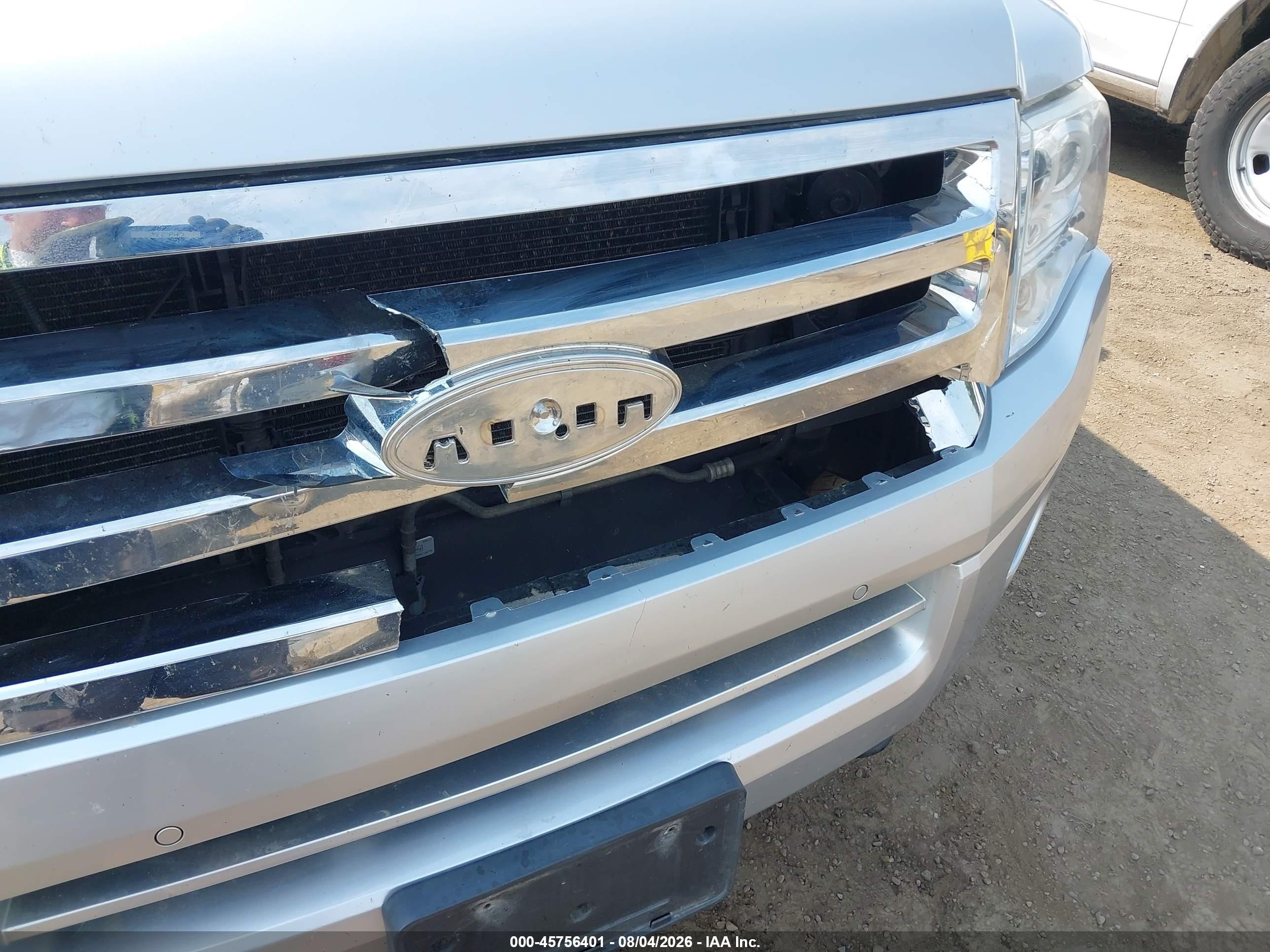 2013 Ford Expedition Limited Silver vin: 1FMJU2A53DEF31759