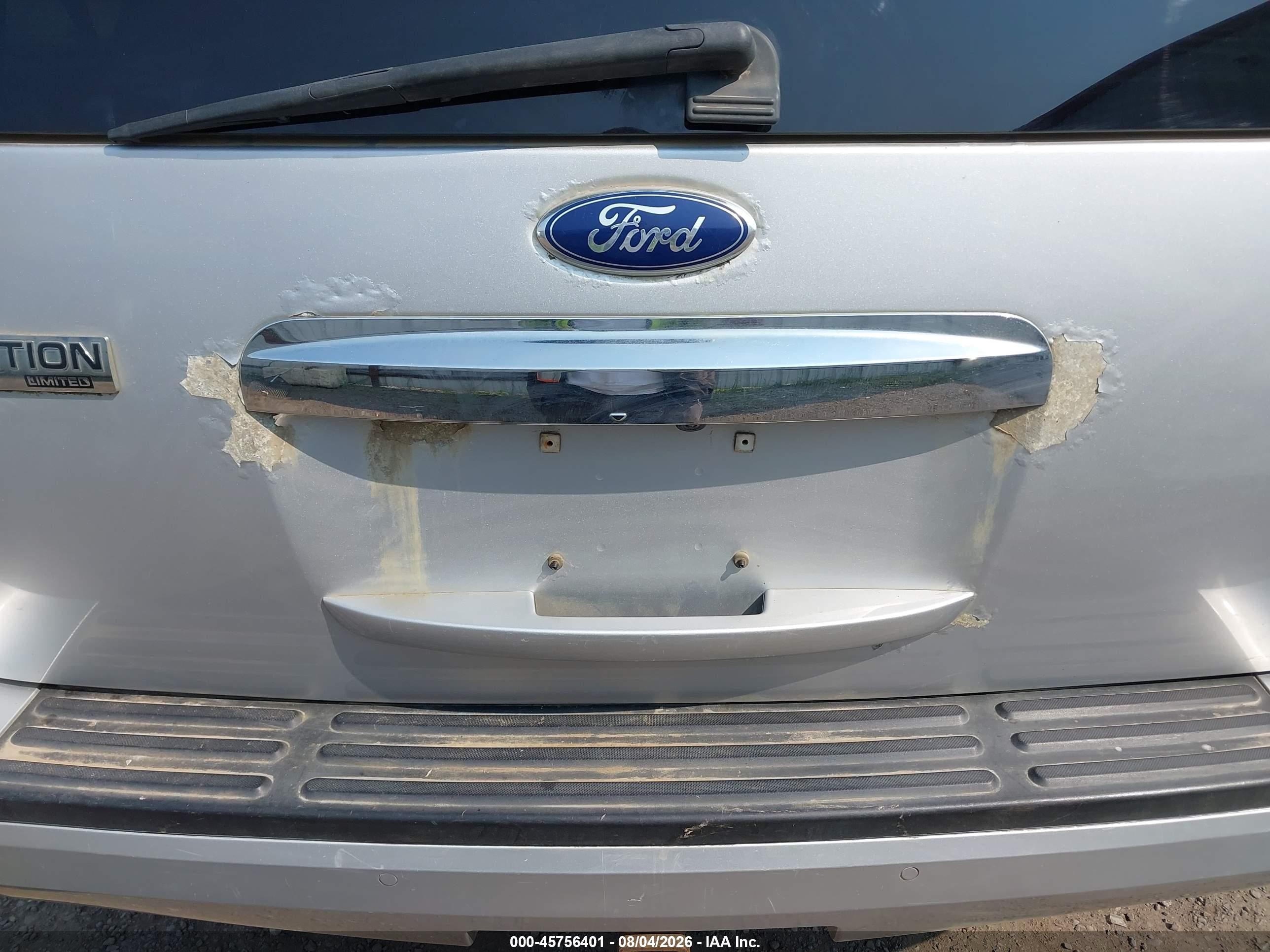 2013 Ford Expedition Limited Silver vin: 1FMJU2A53DEF31759