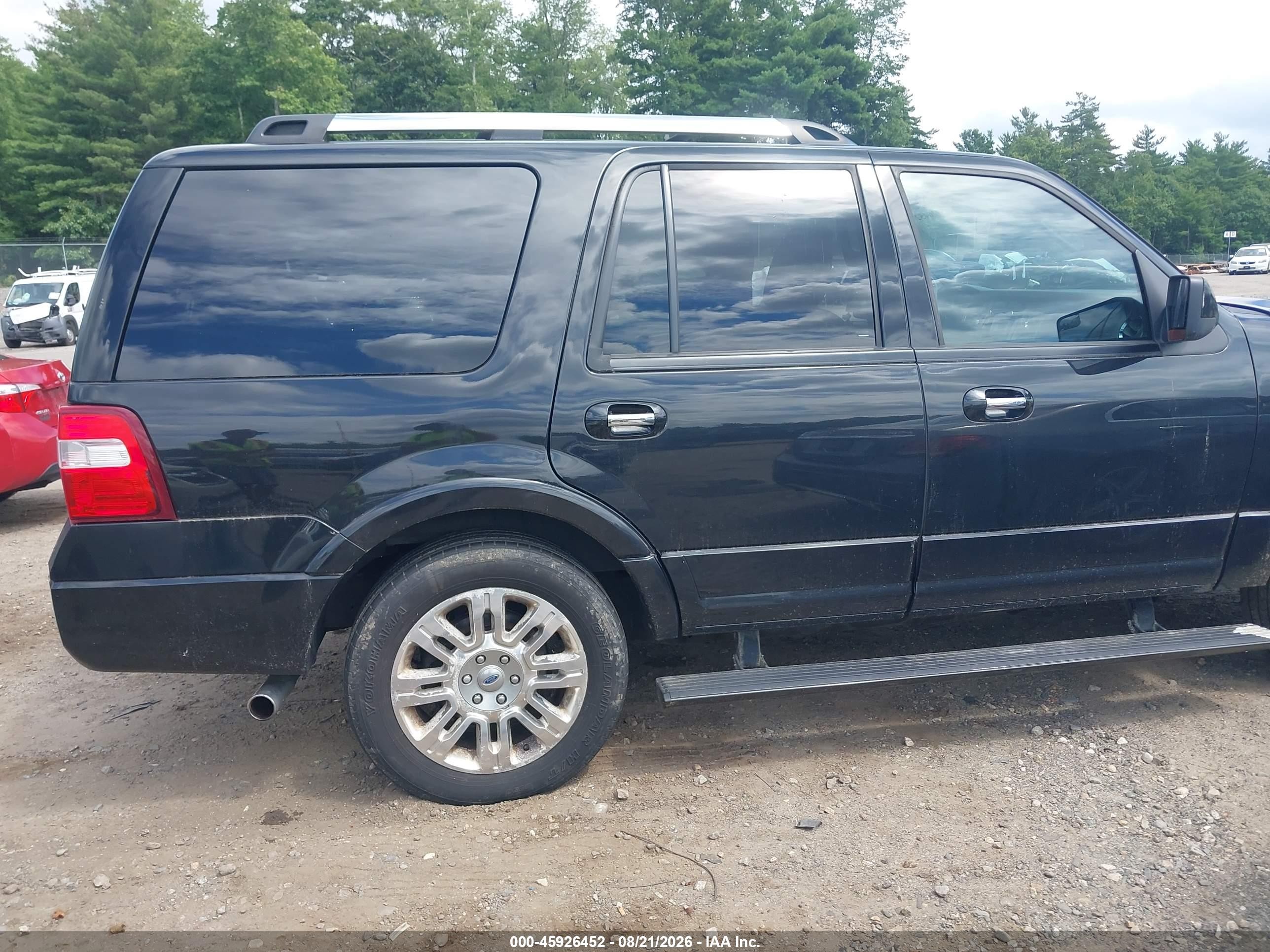 2014 Ford Expedition Limited Черный vin: 1FMJU2A53EEF02957