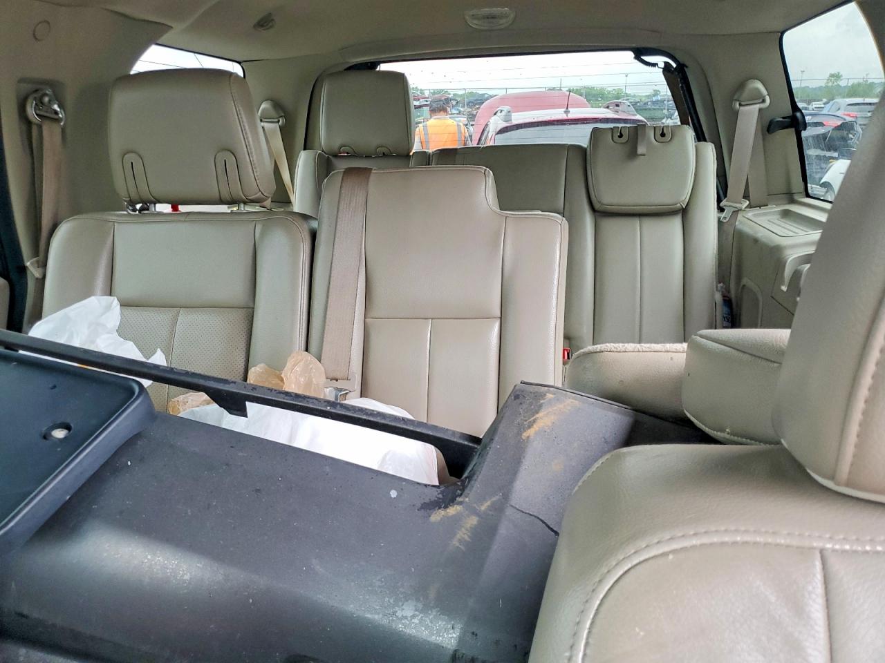 2010 Ford Expedition Limited Gray vin: 1FMJU2A54AEA58577