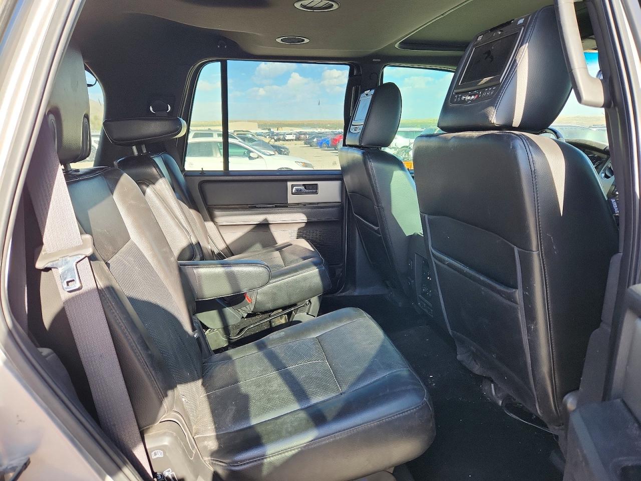 2012 Ford Expedition Limited Silver vin: 1FMJU2A54CEF58838