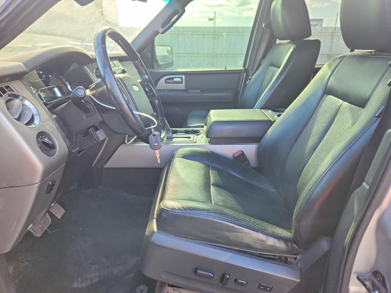 2012 Ford Expedition Limited Silver vin: 1FMJU2A54CEF58838