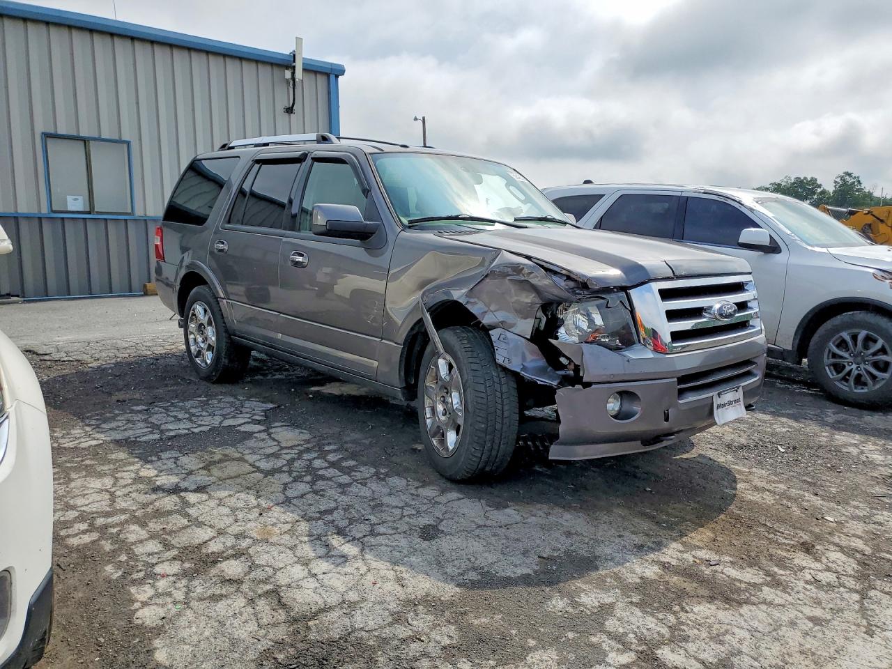 2013 Ford Expedition Limited Gray vin: 1FMJU2A54DEF63362