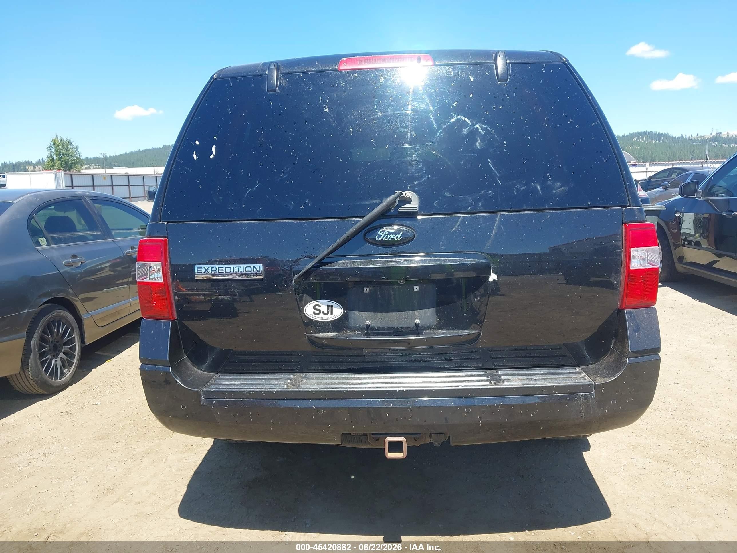 2011 Ford Expedition Limited Черный vin: 1FMJU2A55BEF15267