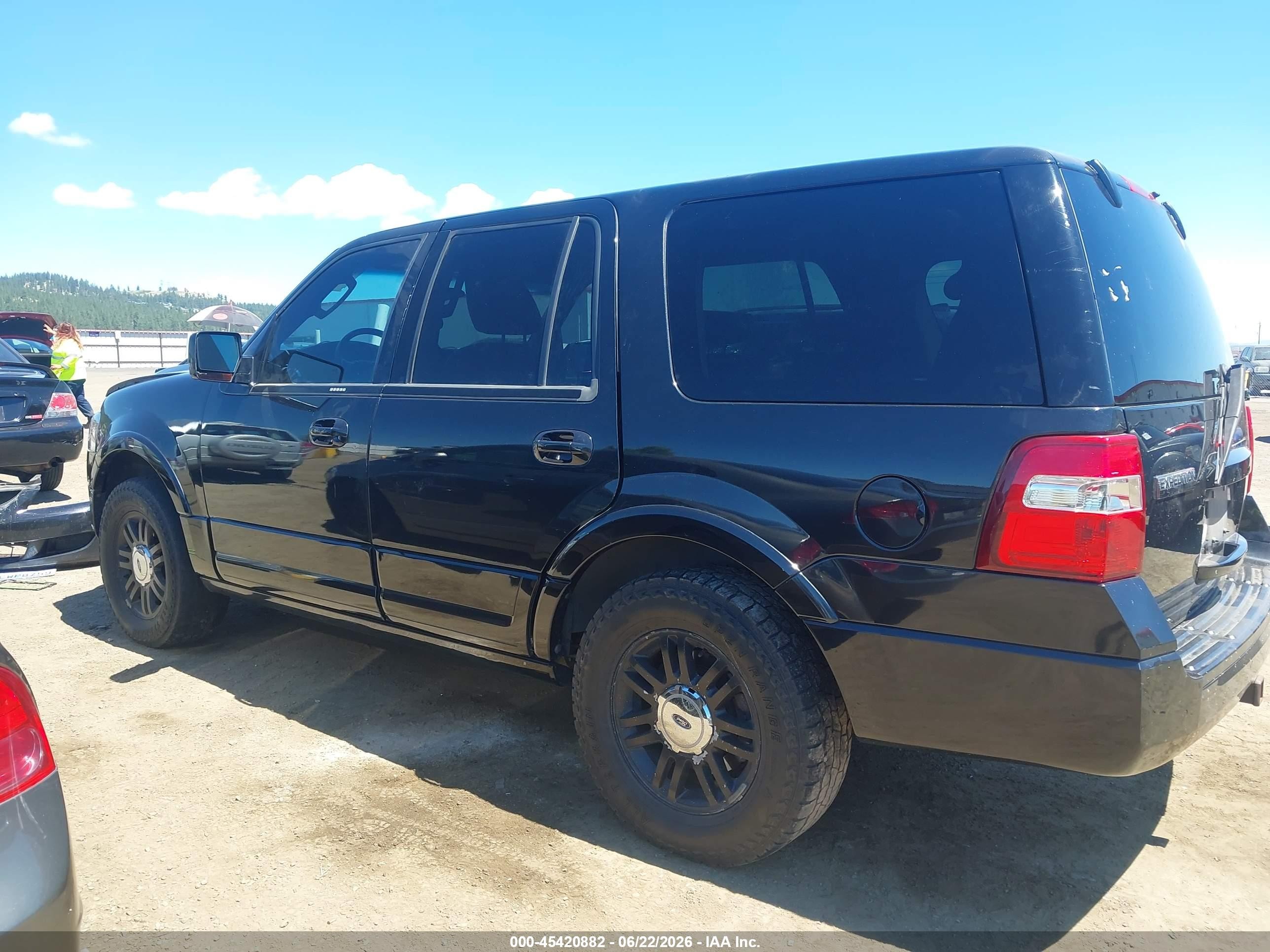 2011 Ford Expedition Limited Черный vin: 1FMJU2A55BEF15267