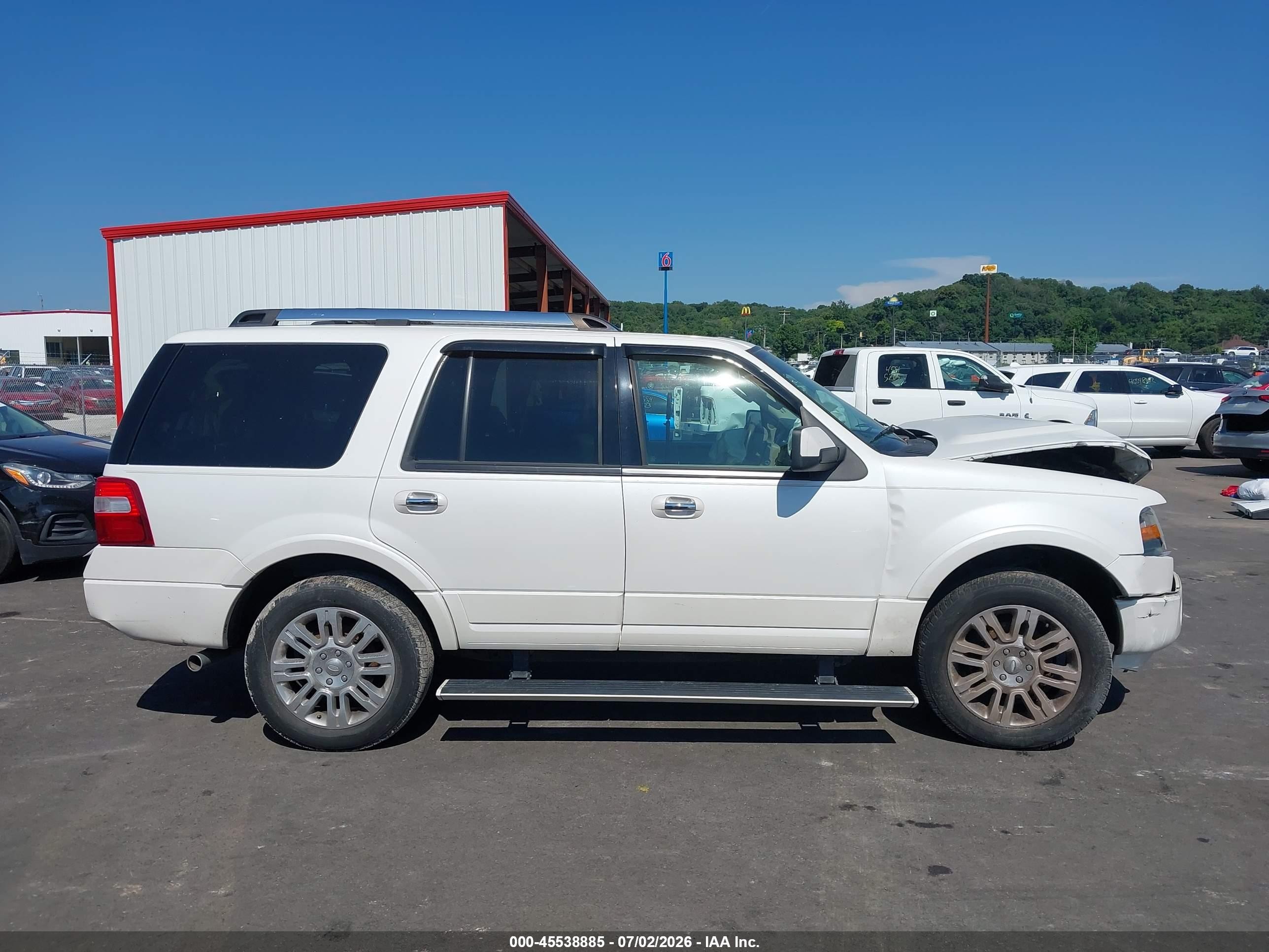 2011 Ford Expedition Limited White vin: 1FMJU2A55BEF57003
