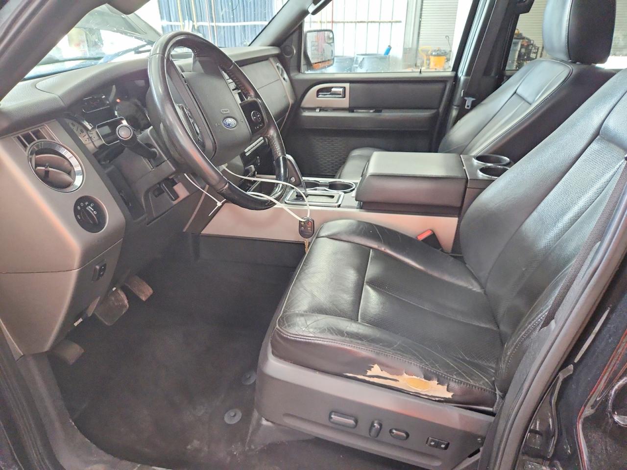 2014 Ford Expedition Limited Черный vin: 1FMJU2A55EEF64571