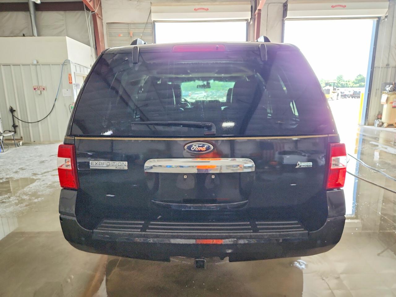 2014 Ford Expedition Limited Черный vin: 1FMJU2A55EEF64571