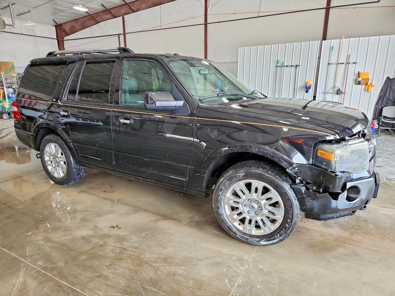 2014 Ford Expedition Limited Черный vin: 1FMJU2A55EEF64571