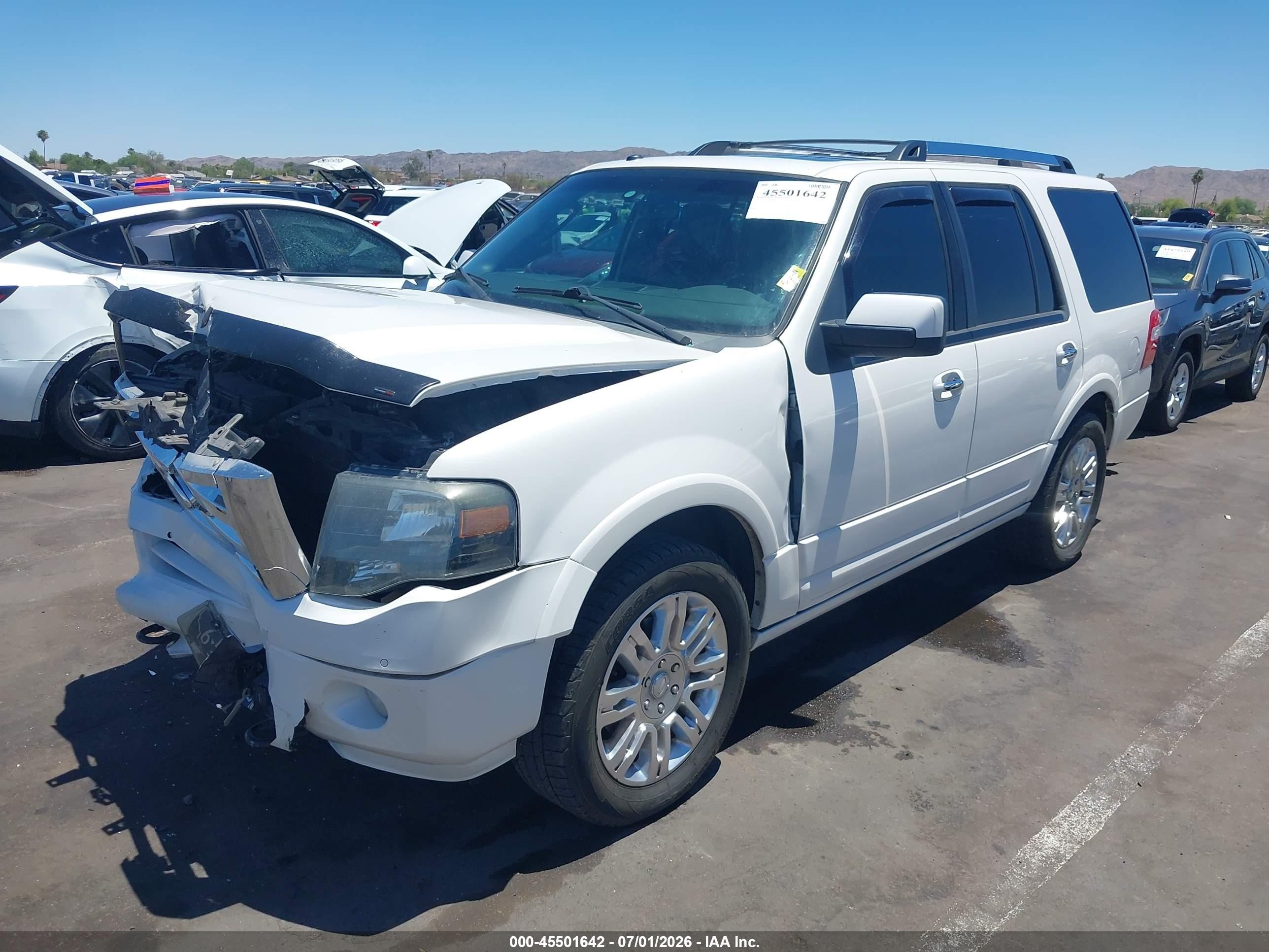 2013 Ford Expedition Limited White vin: 1FMJU2A56DEF02790