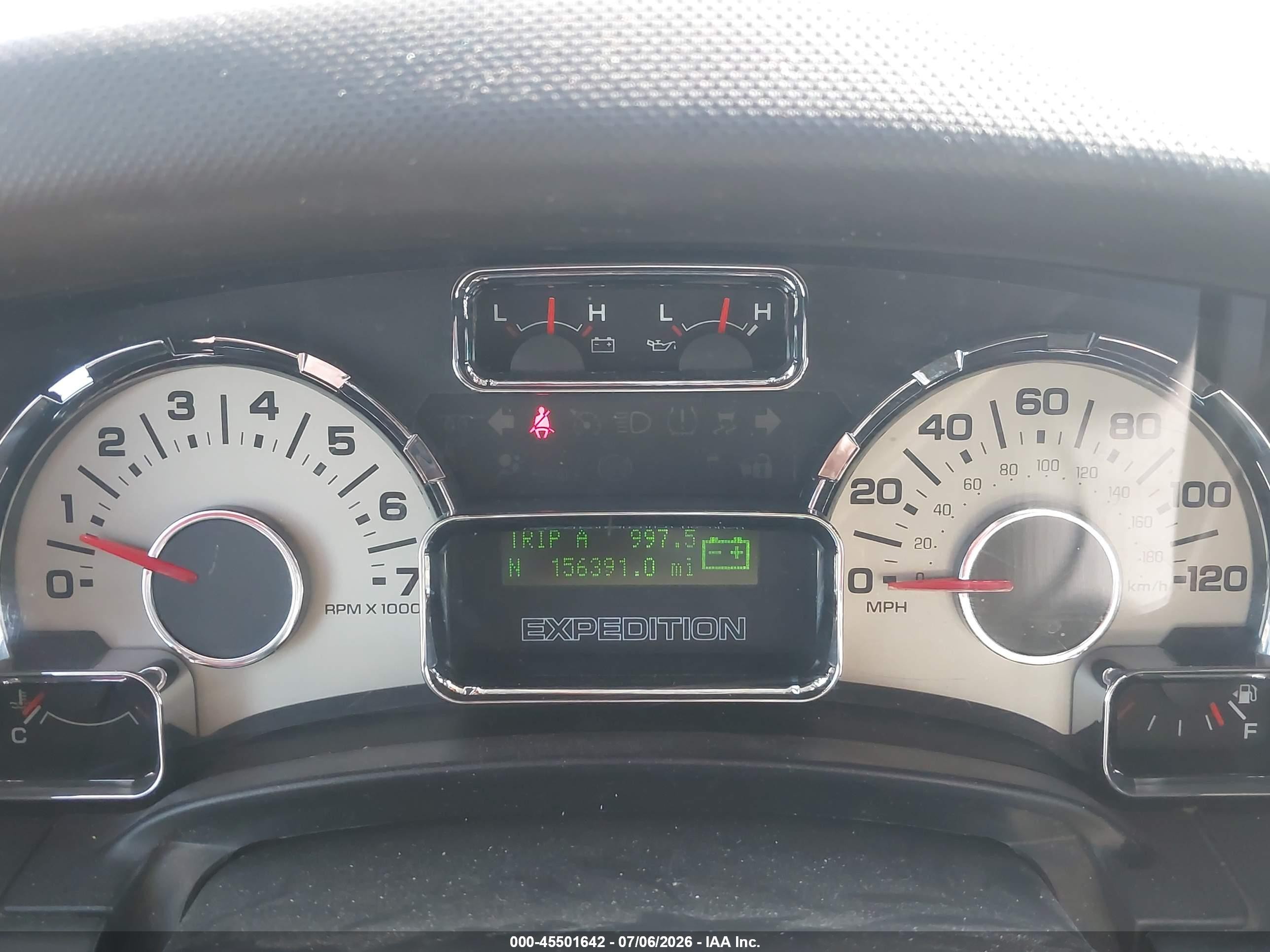 2013 Ford Expedition Limited White vin: 1FMJU2A56DEF02790