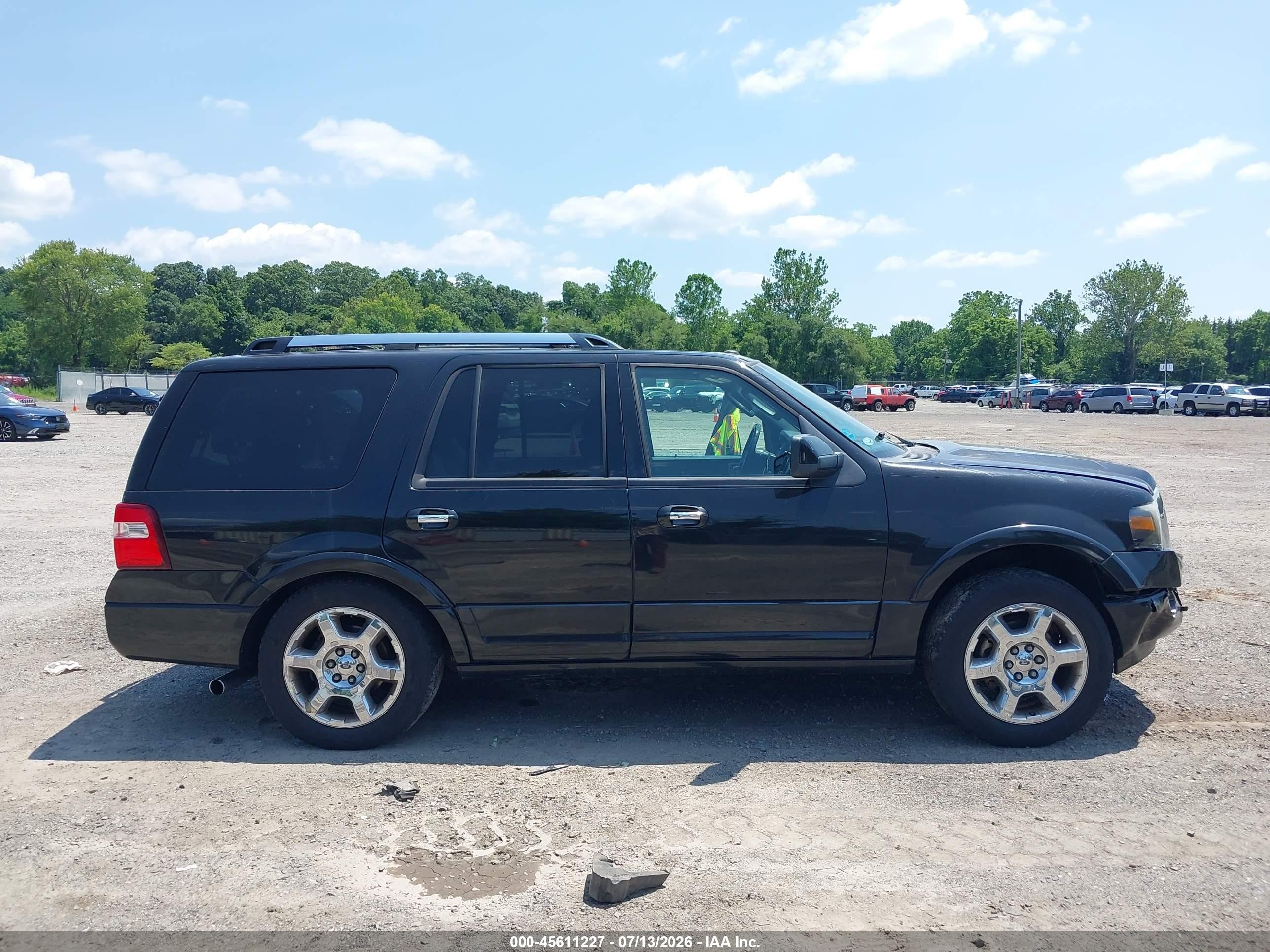 2013 Ford Expedition Limited Black vin: 1FMJU2A56DEF23039
