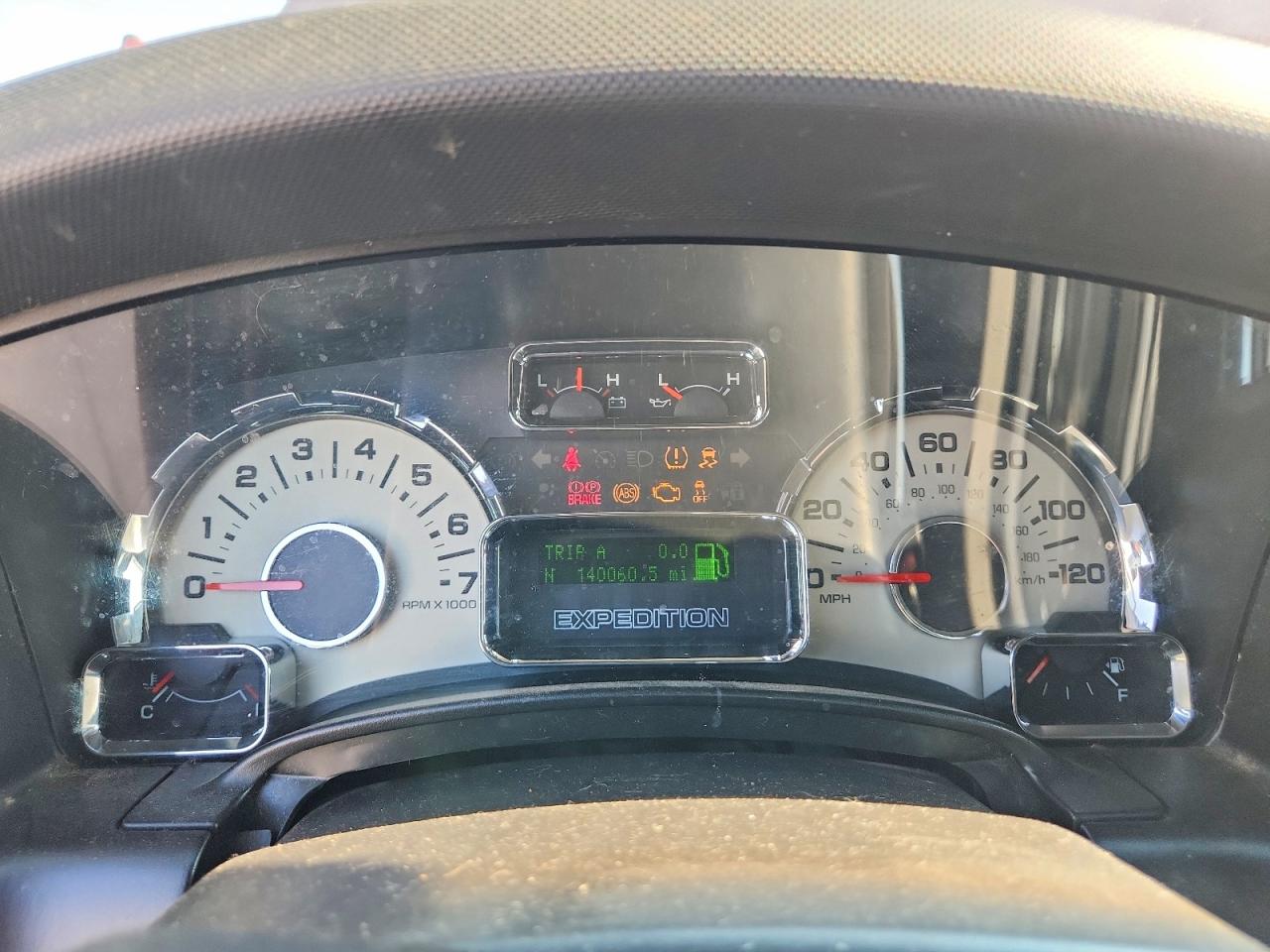 2013 Ford Expedition Limited Темно-бордовый vin: 1FMJU2A56DEF23509