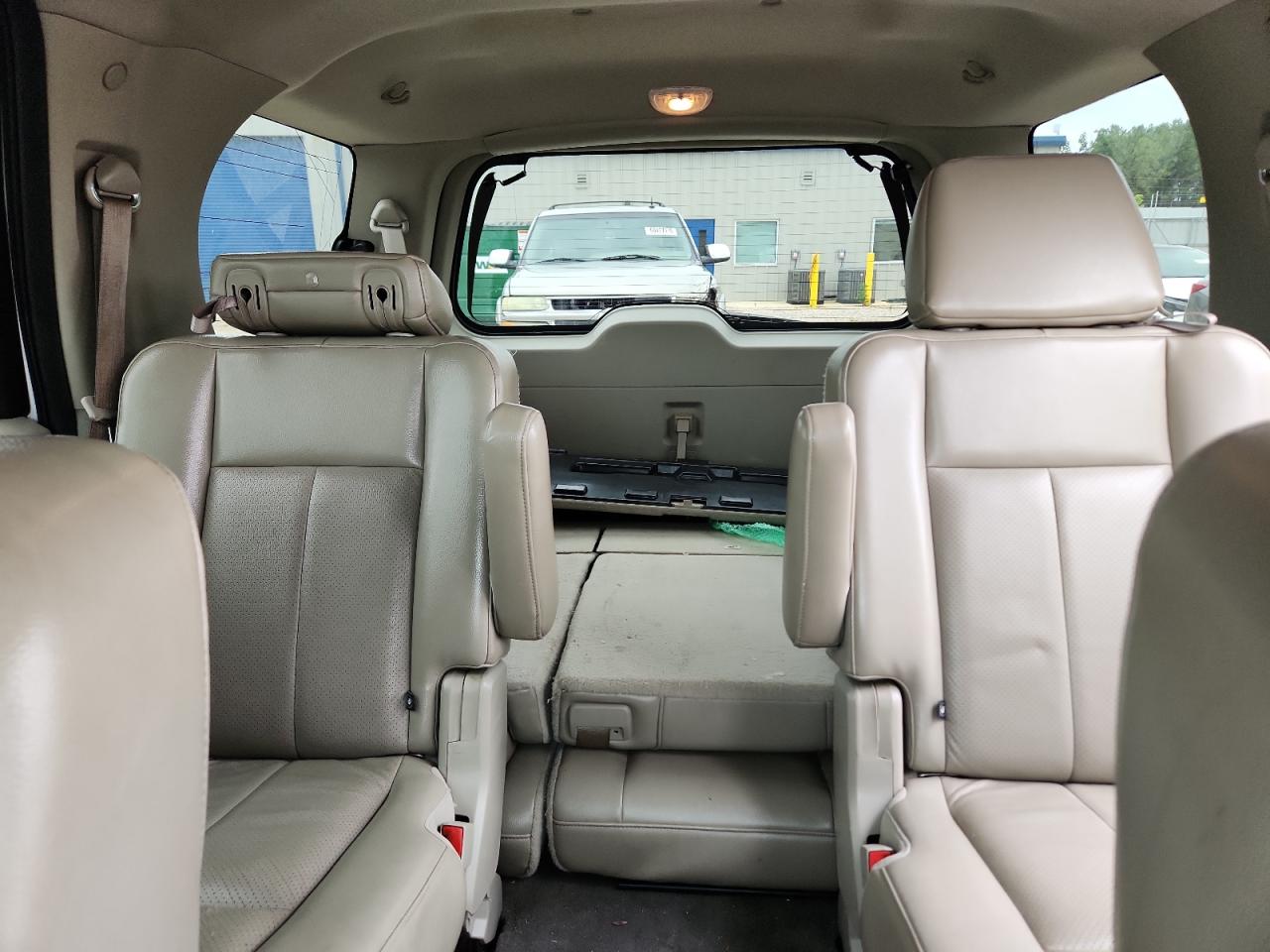 2010 Ford Expedition Limited White vin: 1FMJU2A57AEA54278