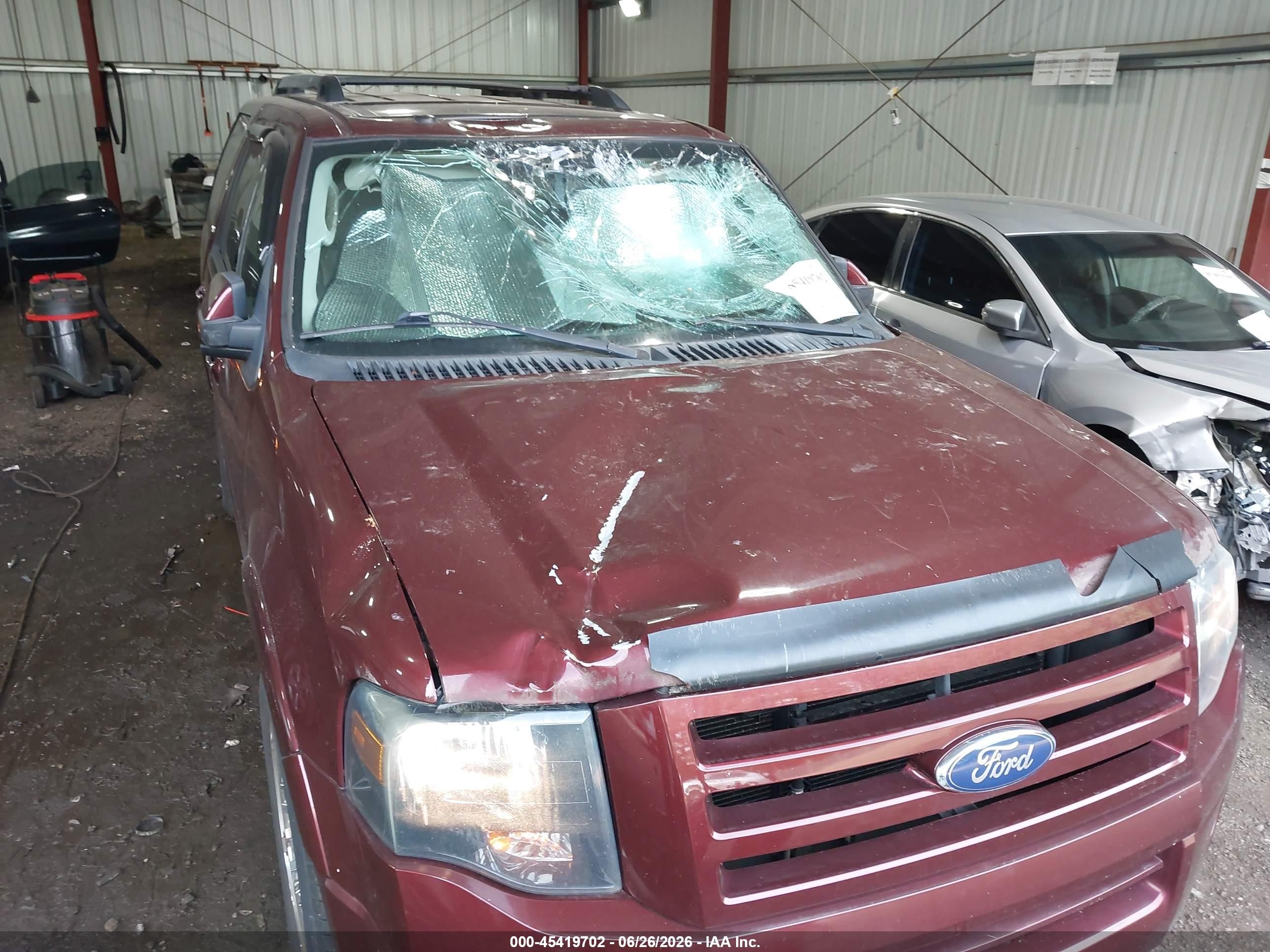 2010 Ford Expedition Limited Purple vin: 1FMJU2A57AEB55398