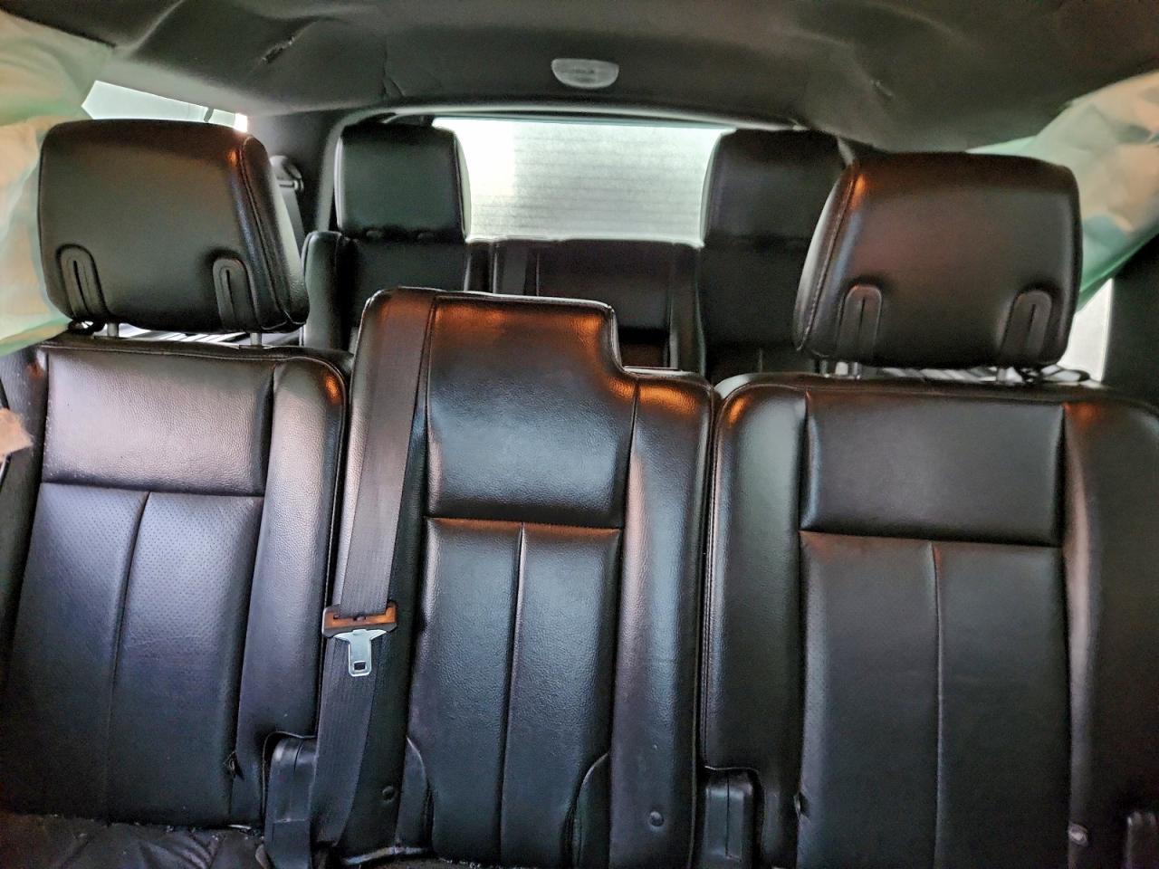 2011 Ford Expedition White vin: 1FMJU2A57BEF21197