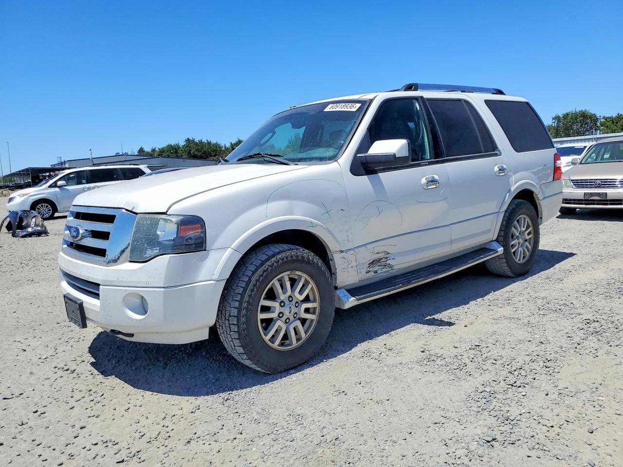 2014 Ford Expedition Limited White vin: 1FMJU2A57EEF47870