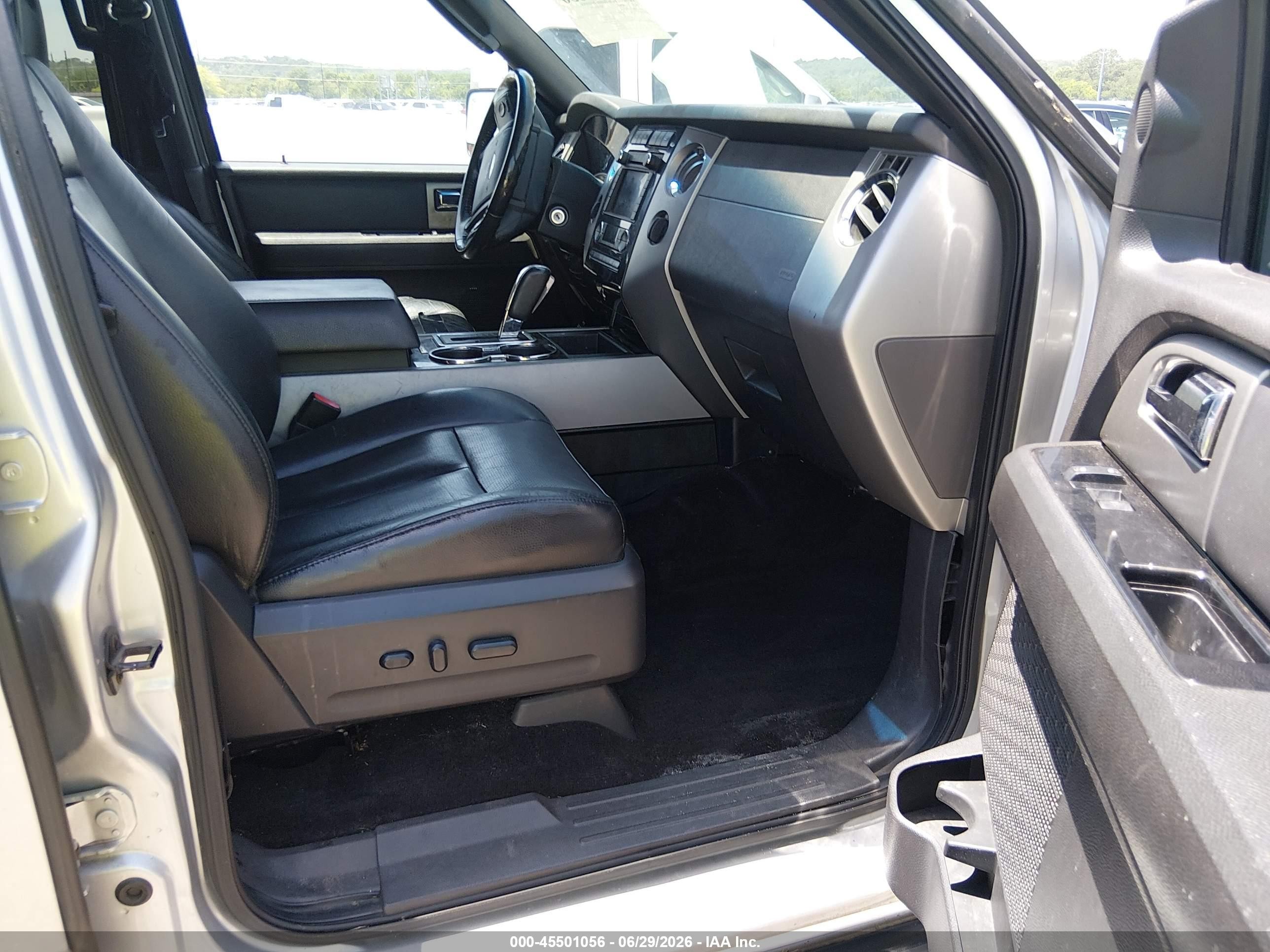 2011 Ford Expedition Limited Silver vin: 1FMJU2A59BEF21153