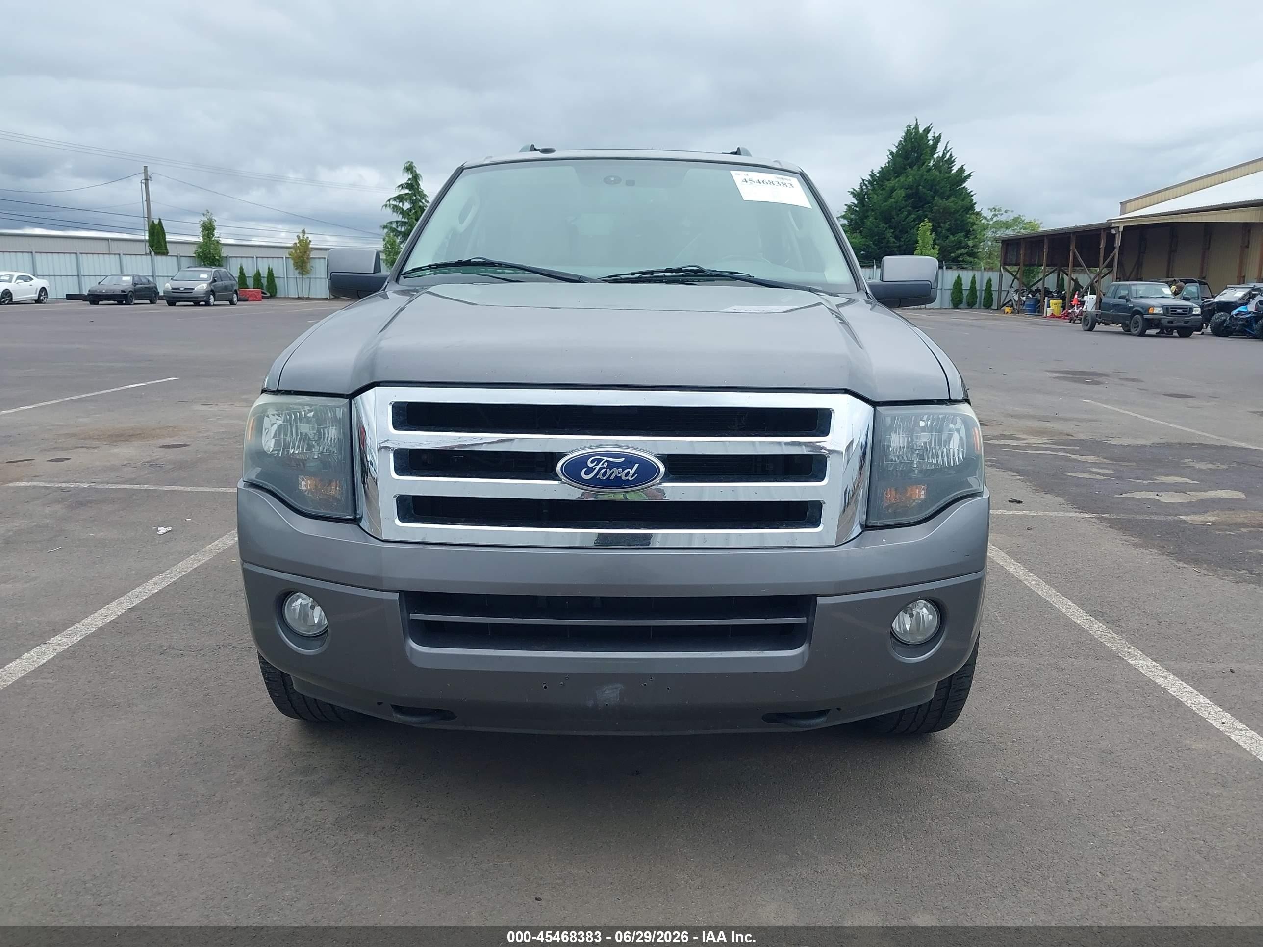 2011 Ford Expedition Limited Gray vin: 1FMJU2A59BEF22481