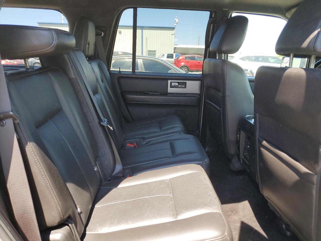 2014 Ford Expedition Limited Silver vin: 1FMJU2A59EEF50625