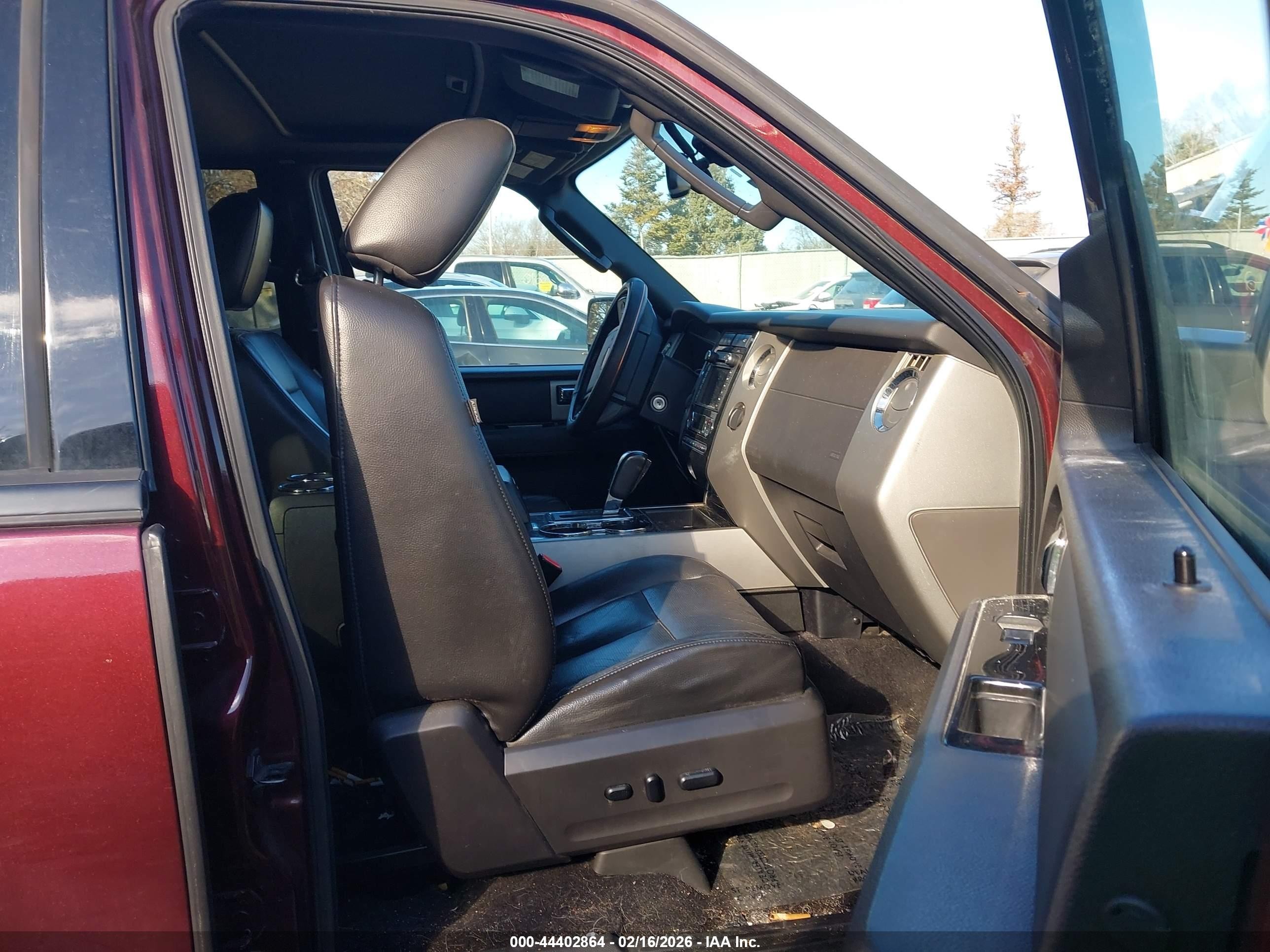 2011 Ford Expedition Limited Maroon vin: 1FMJU2A5XBEF12994