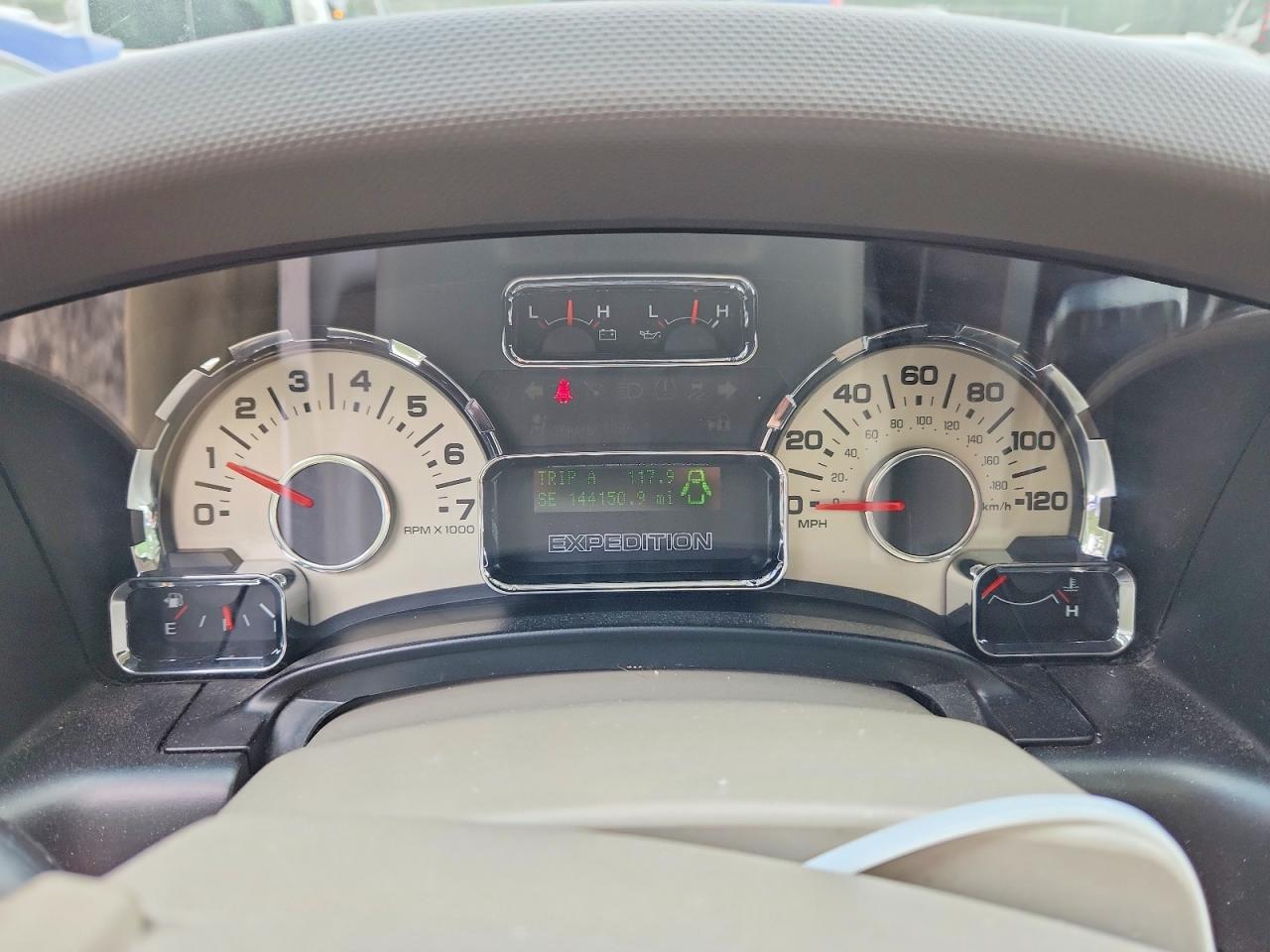 2011 Ford Expedition Limited White vin: 1FMJU2A5XBEF23705