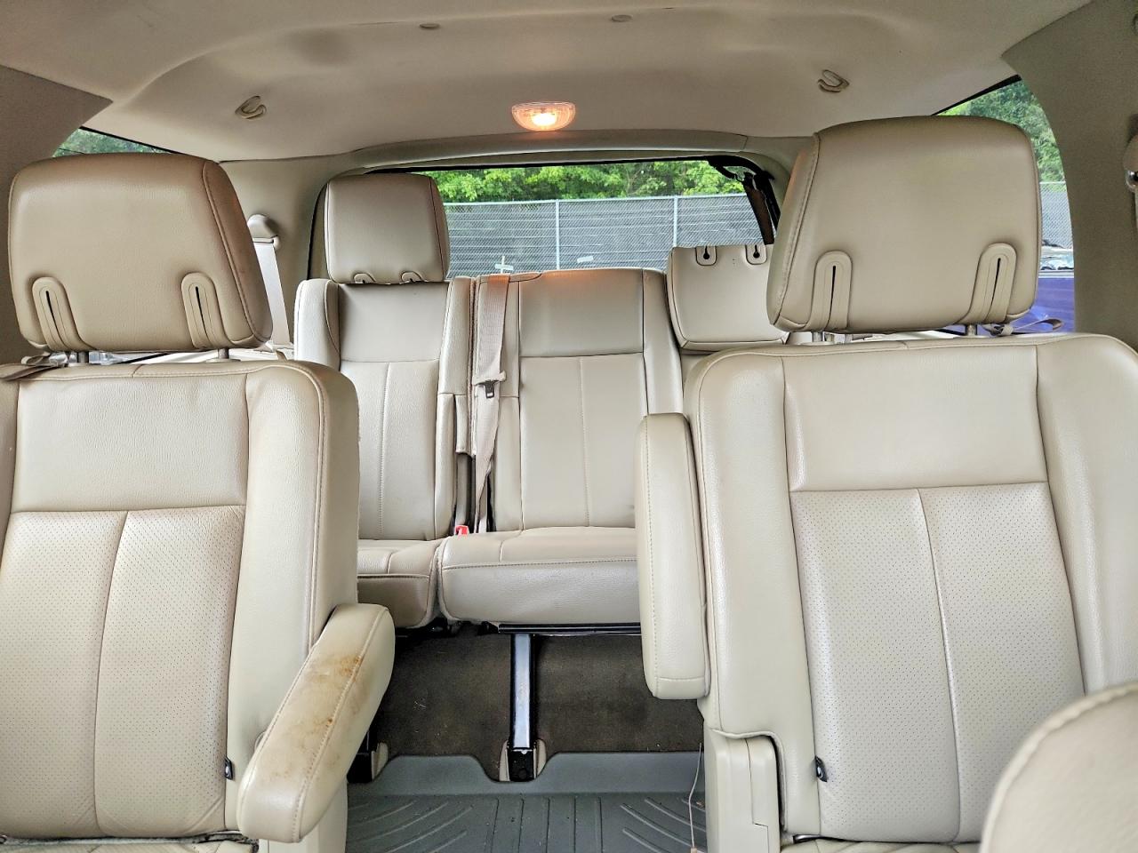 2011 Ford Expedition Limited White vin: 1FMJU2A5XBEF23705