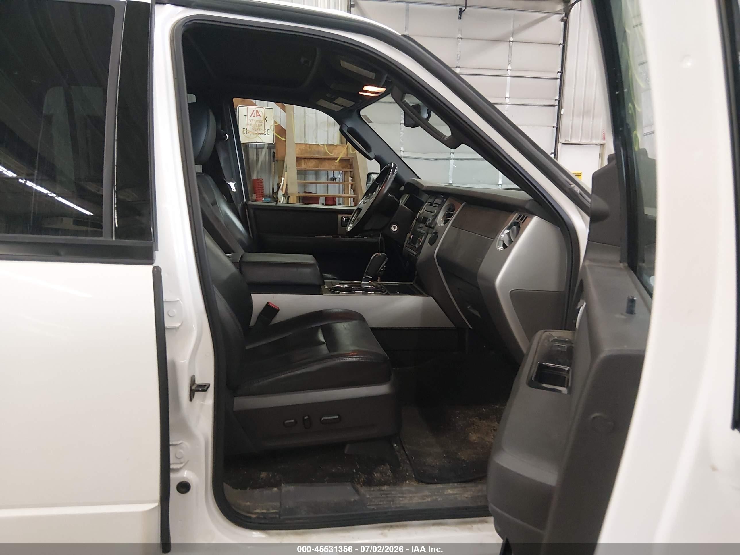 2012 Ford Expedition Limited White vin: 1FMJU2A5XCEF24709