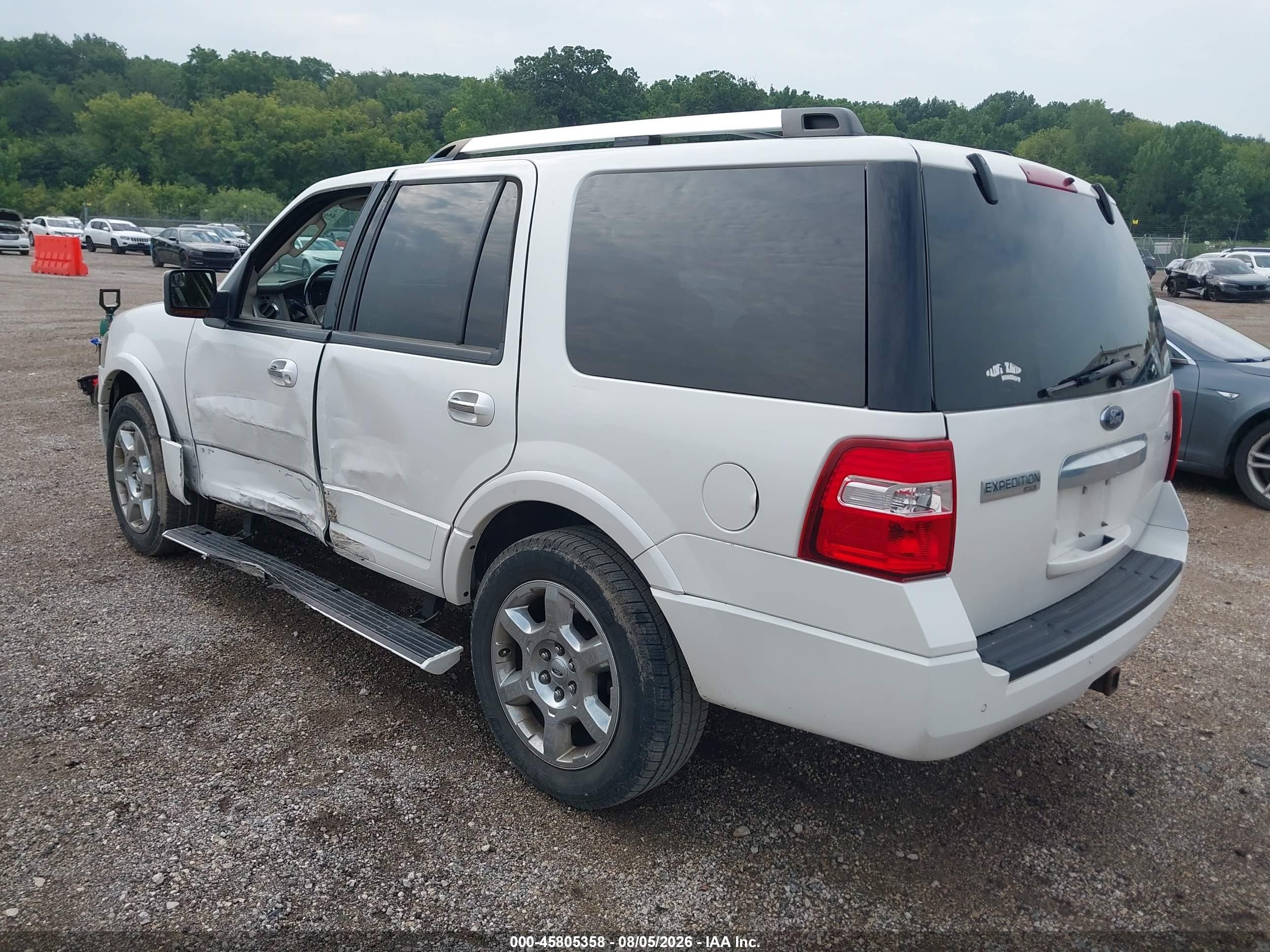 2013 Ford Expedition Limited White vin: 1FMJU2A5XDEF16434