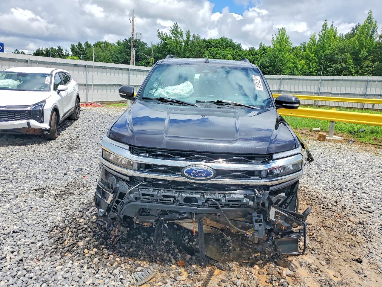2024 Ford Expedition Limited Gray vin: 1FMJU2A8XREA65345