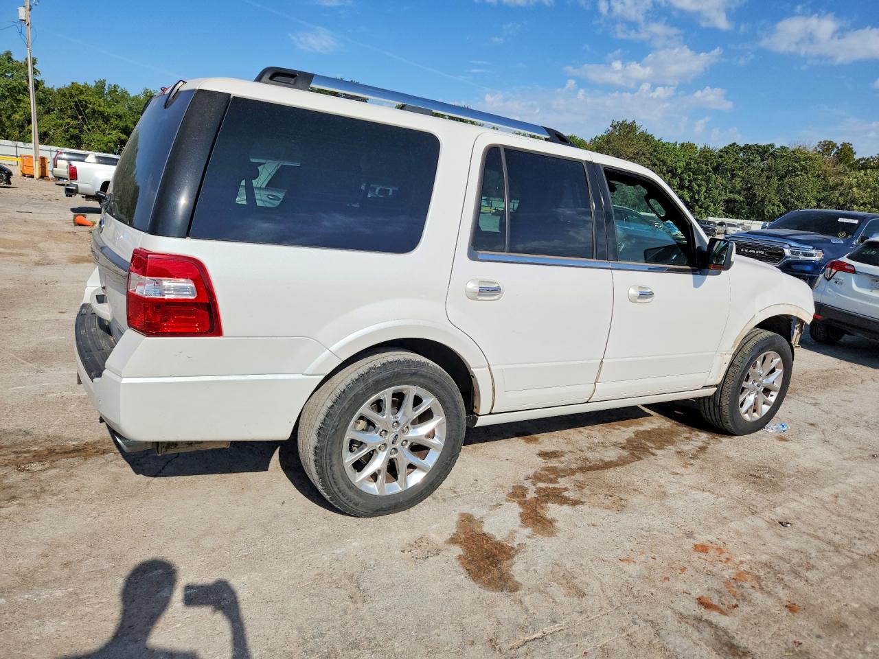 2015 Ford Expedition Limited White vin: 1FMJU2AT0FEF12944