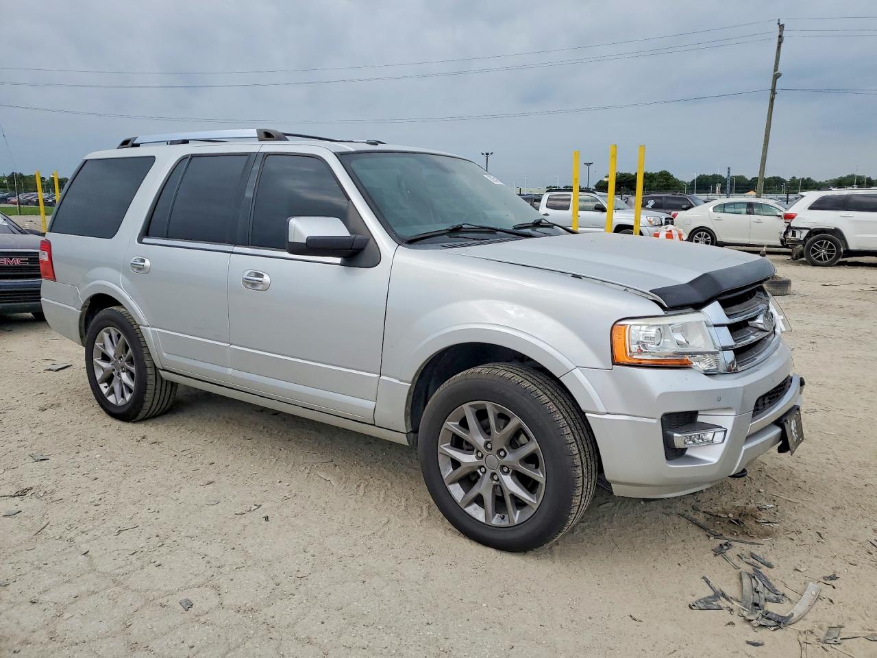 2015 Ford Expedition Limited Серебряный vin: 1FMJU2AT1FEF09888