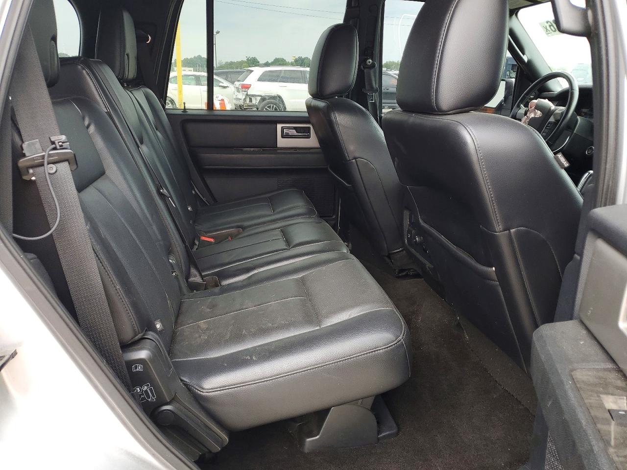 2015 Ford Expedition Limited Серебряный vin: 1FMJU2AT1FEF09888