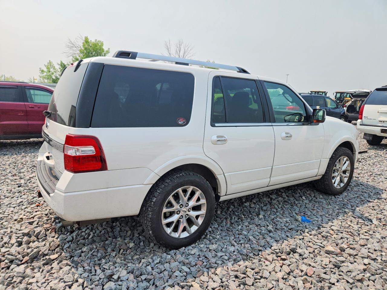 2015 Ford Expedition Limited White vin: 1FMJU2AT1FEF18798