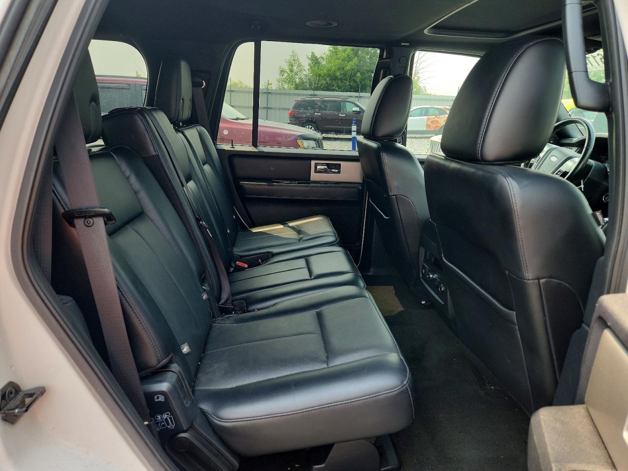 2015 Ford Expedition Limited White vin: 1FMJU2AT1FEF18798