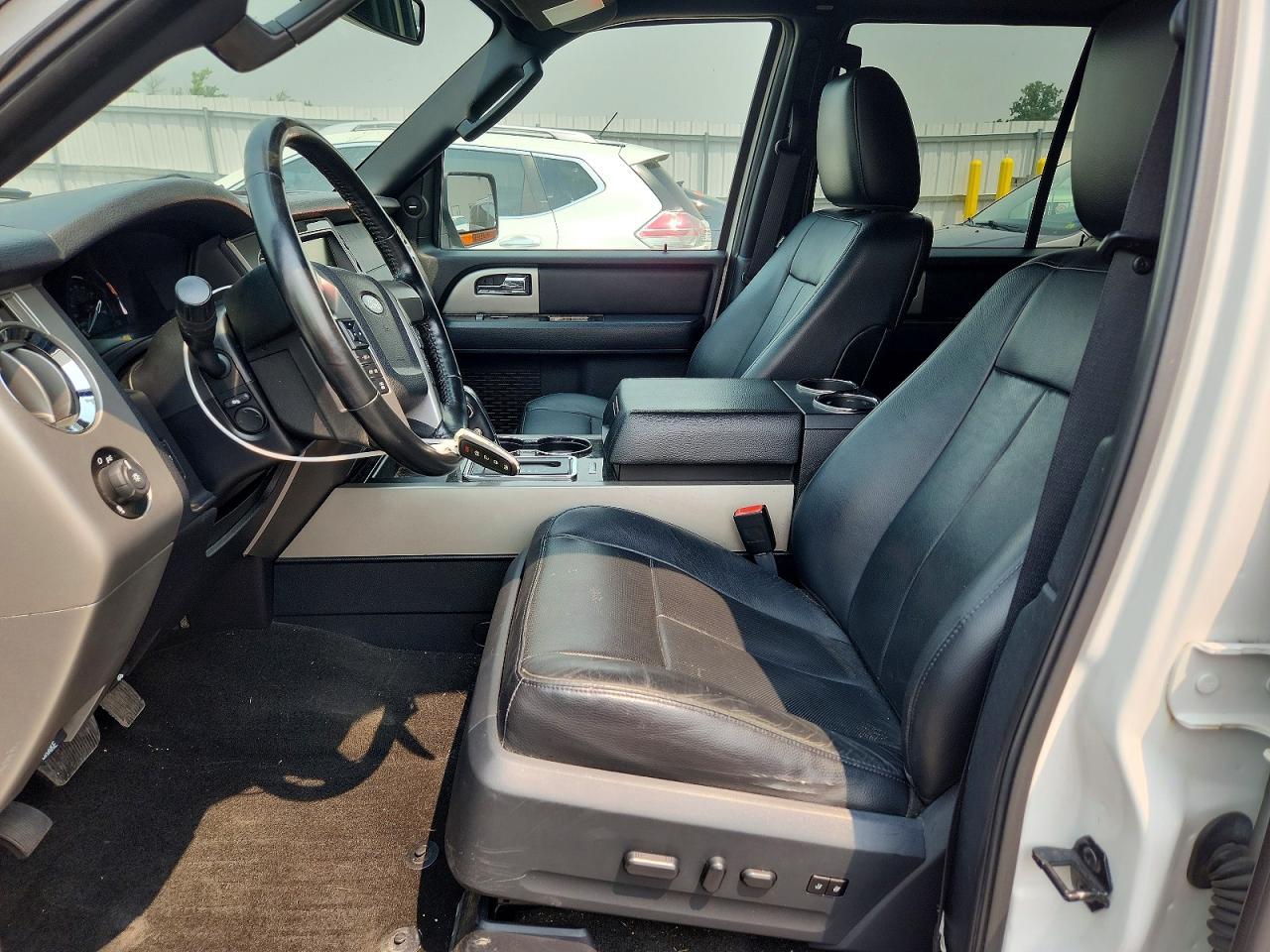 2015 Ford Expedition Limited White vin: 1FMJU2AT1FEF18798